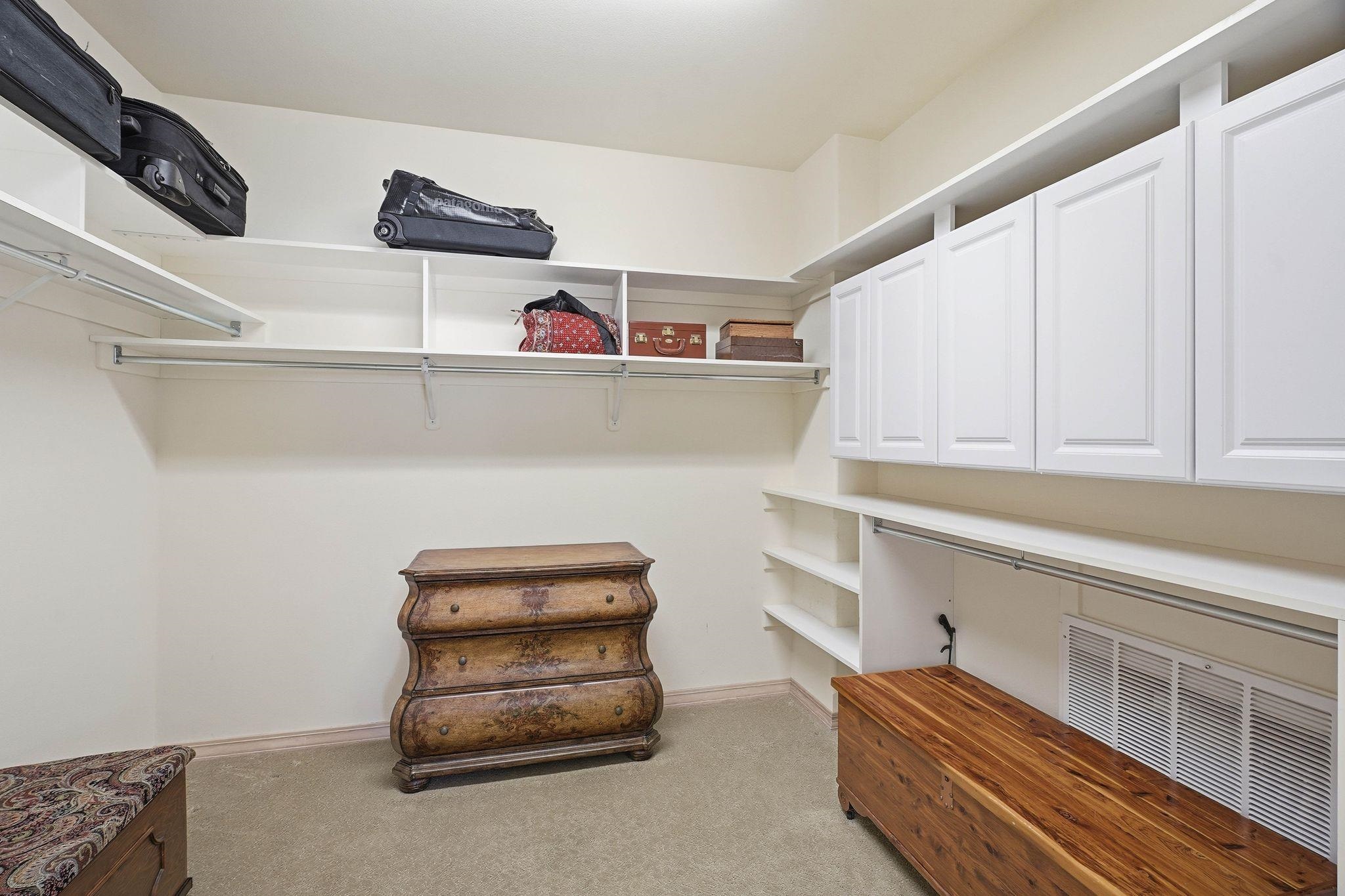 4913 S Woodfield Ln - Photo 22
