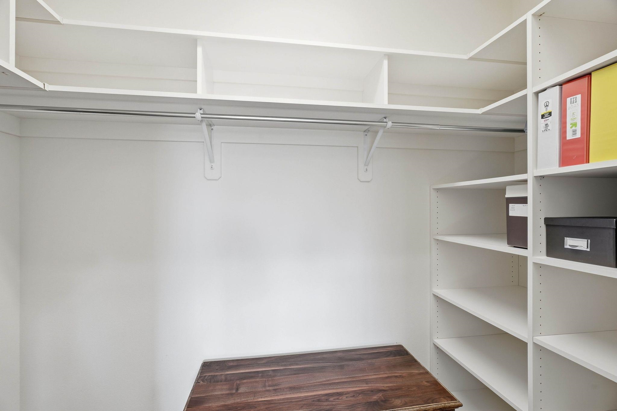4913 S Woodfield Ln - Photo 23