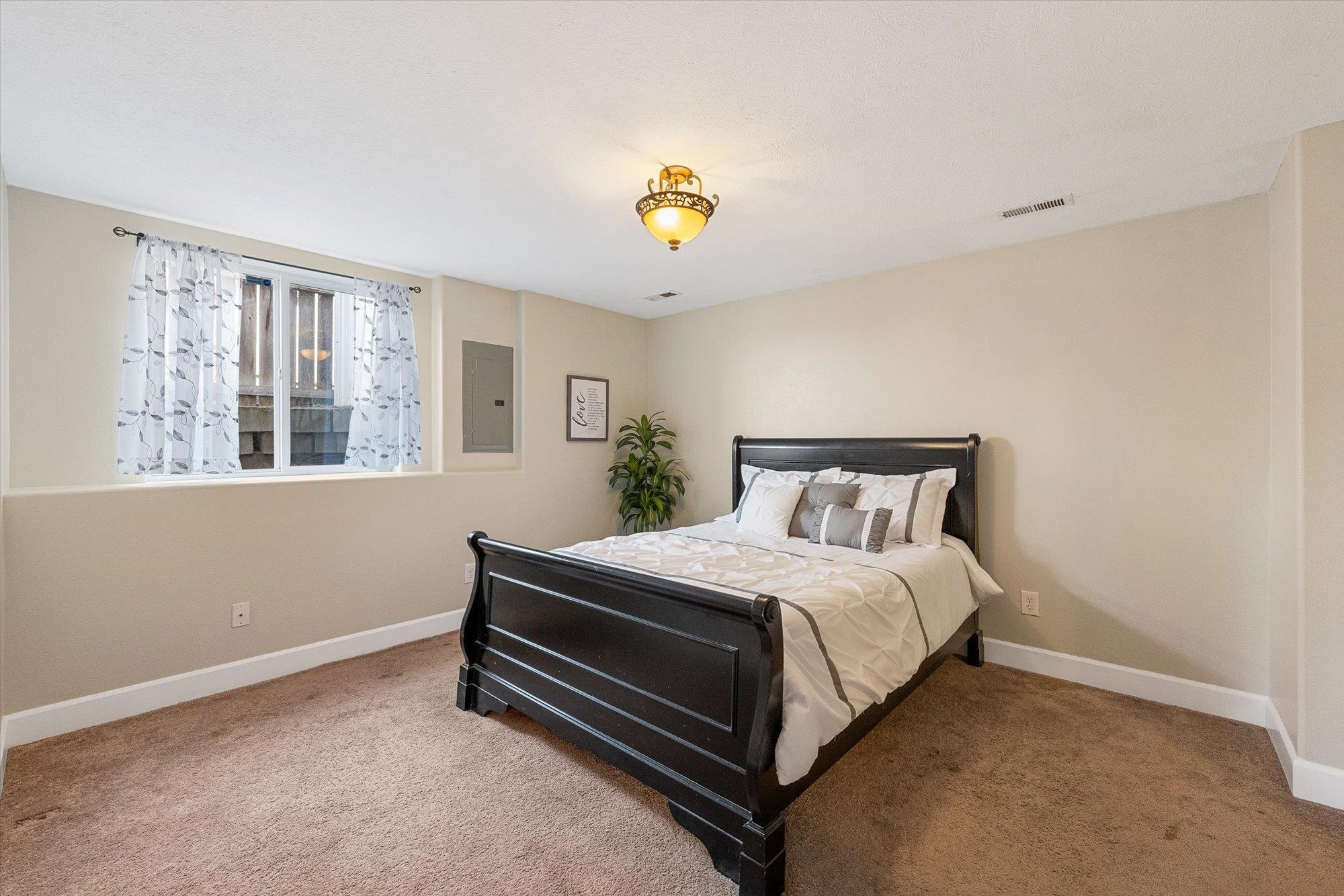 9211 N SEMINOLE St - Photo 22