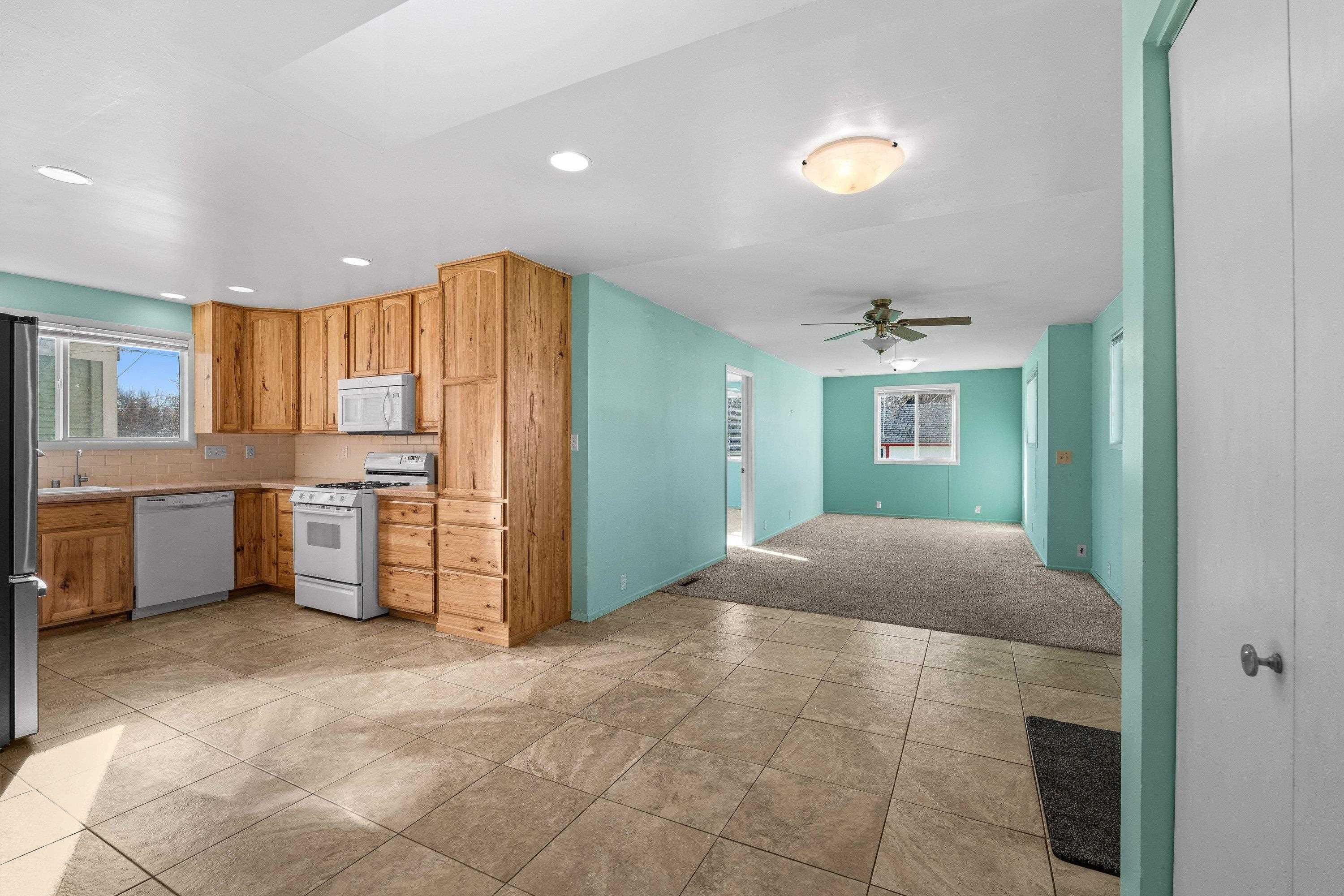 402 E Ermina Ave - Photo 18