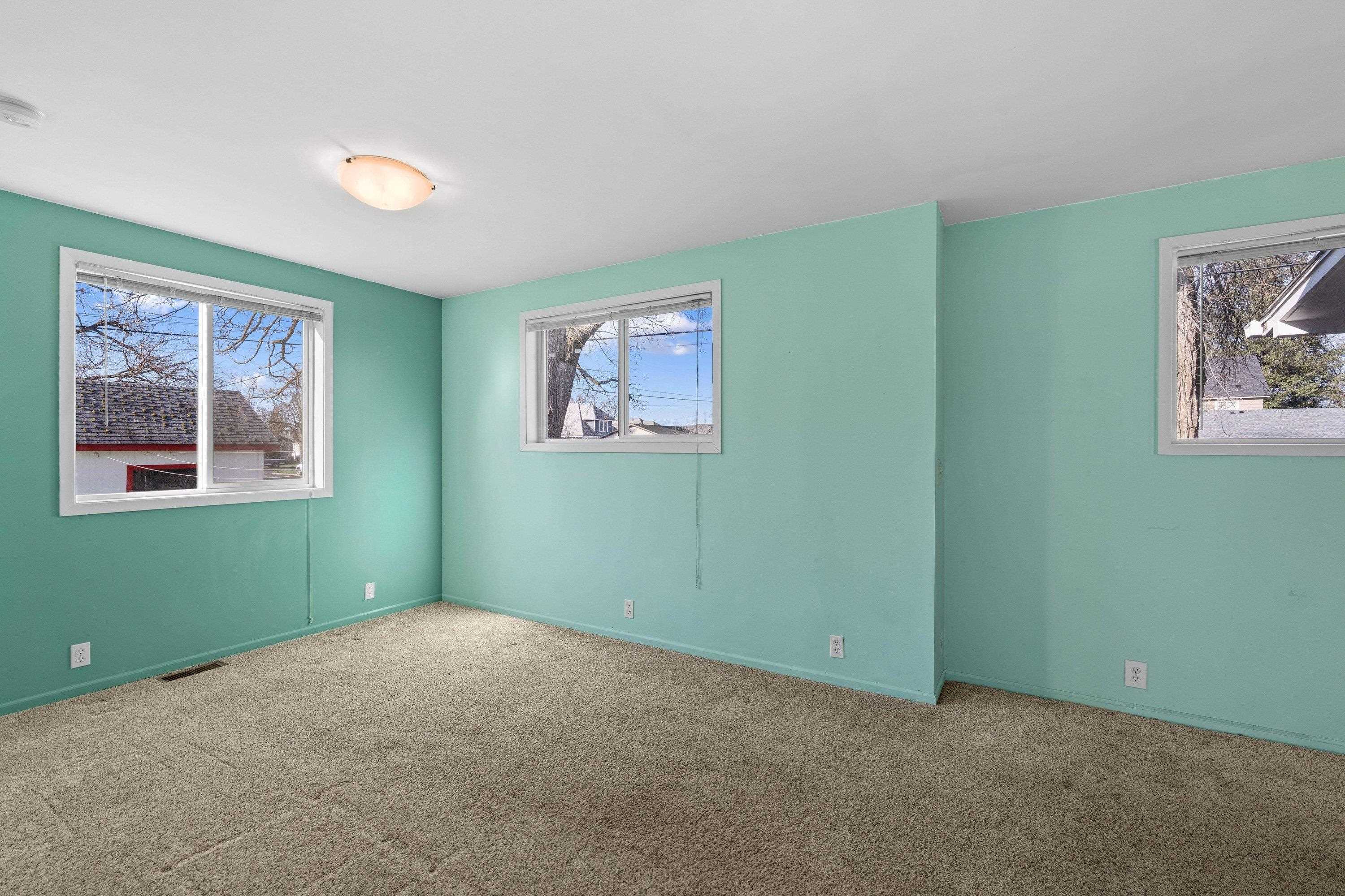 402 E Ermina Ave - Photo 20