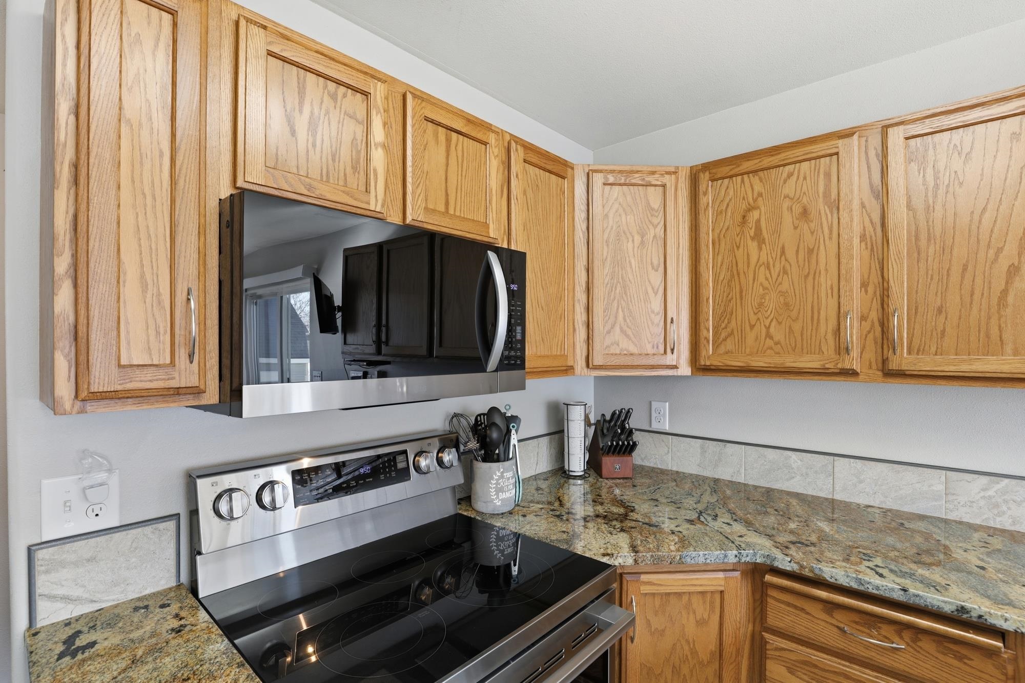 19223 E 6TH Ave - Photo 9