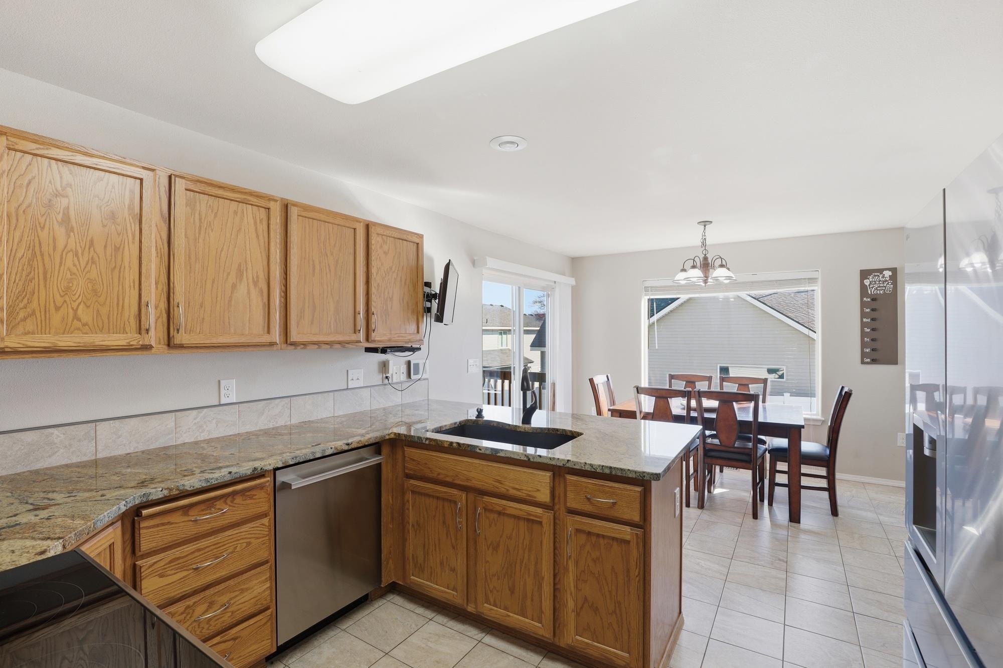 19223 E 6TH Ave - Photo 10