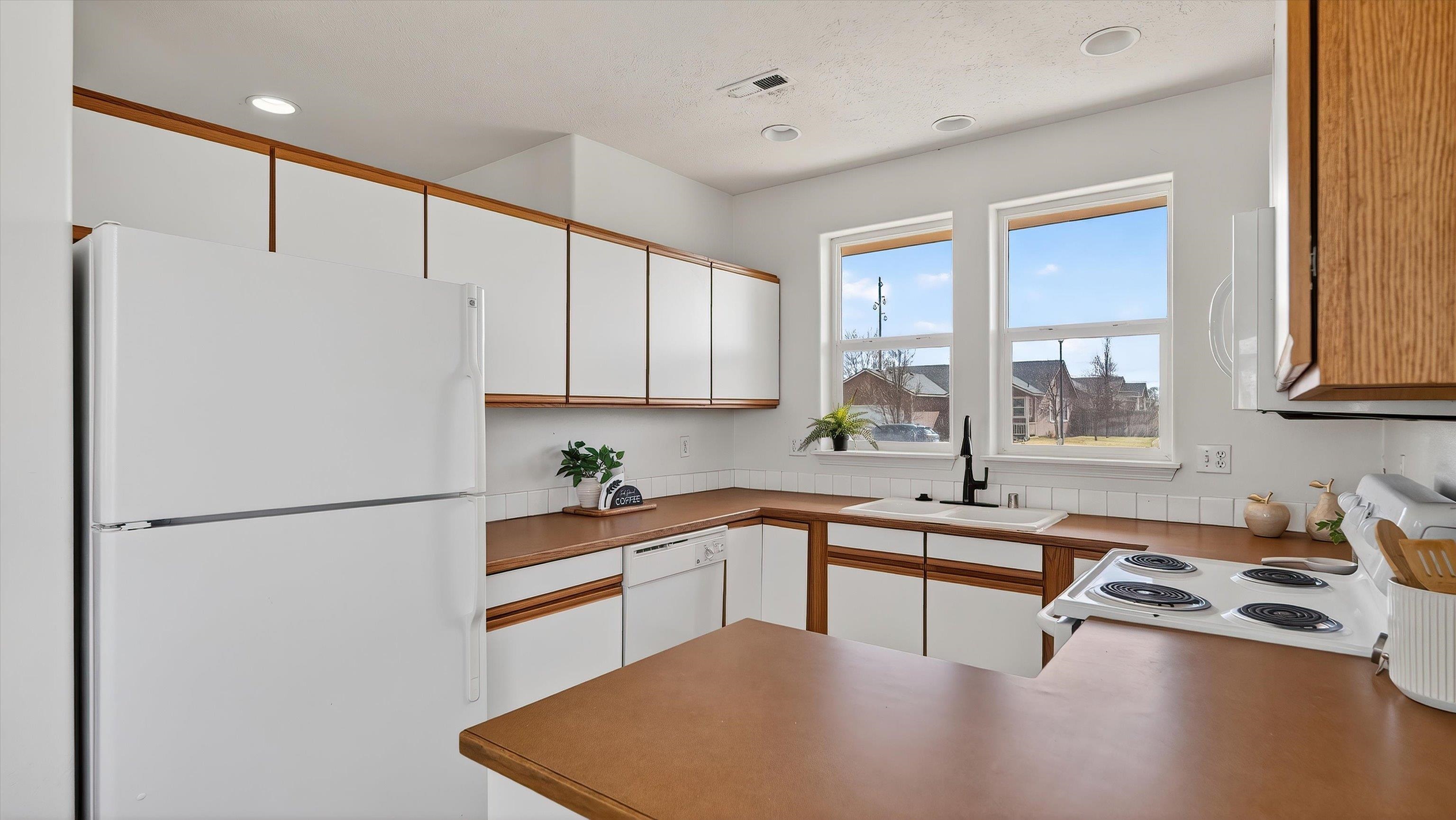 12612 W 5th Ave - Photo 23