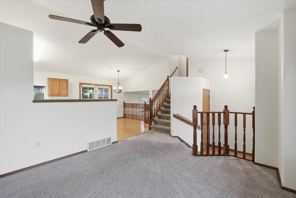1619 E Sharpsburg Ave - Photo 6