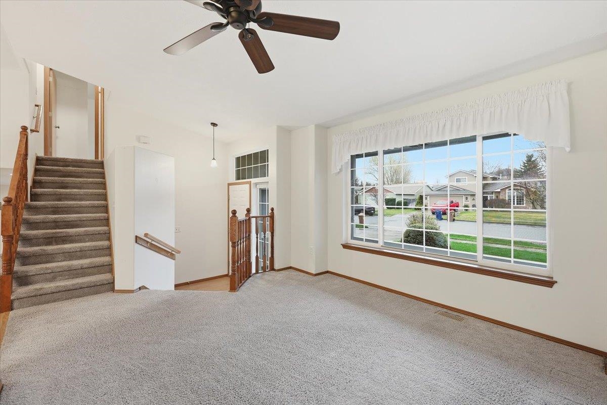 1619 E Sharpsburg Ave - Photo 7