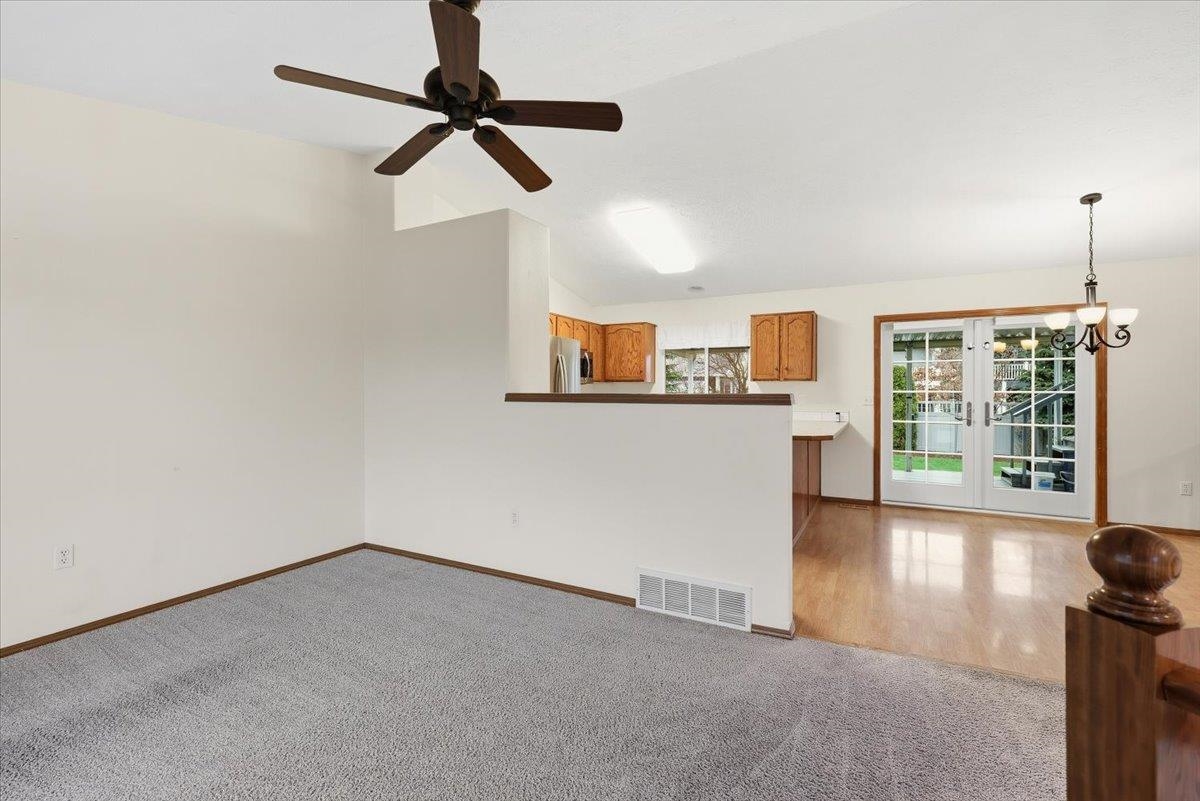 1619 E Sharpsburg Ave - Photo 8