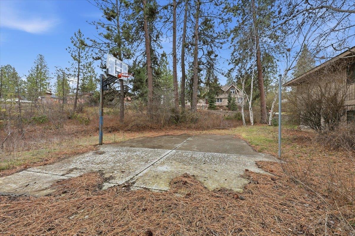 1835 E Pinecrest Rd - Photo 2