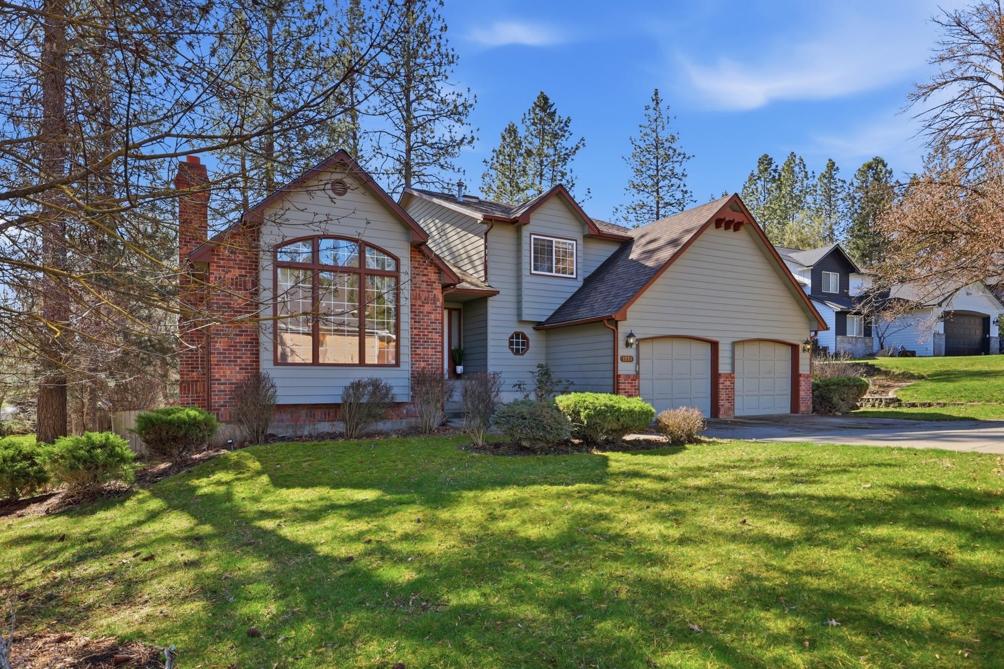 1224 E Blackhawk Dr - Photo 2