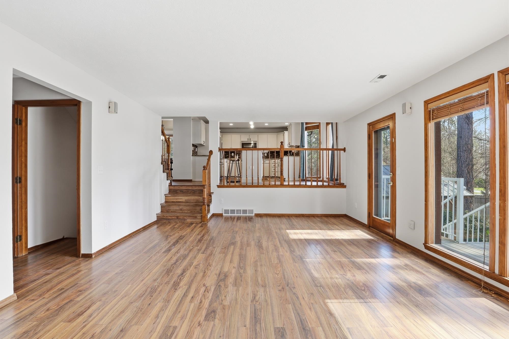 1224 E Blackhawk Dr - Photo 16