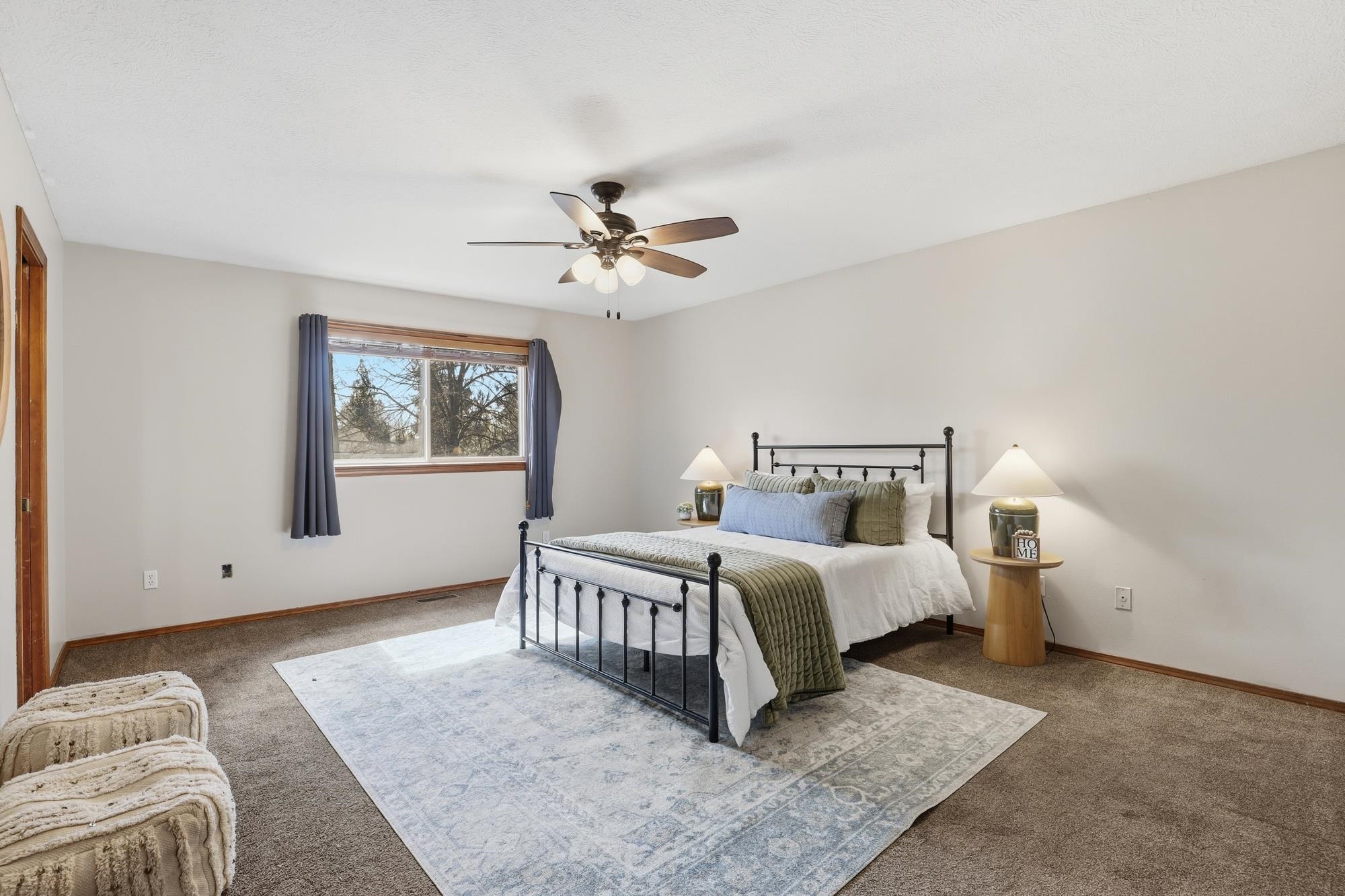 1224 E Blackhawk Dr - Photo 17