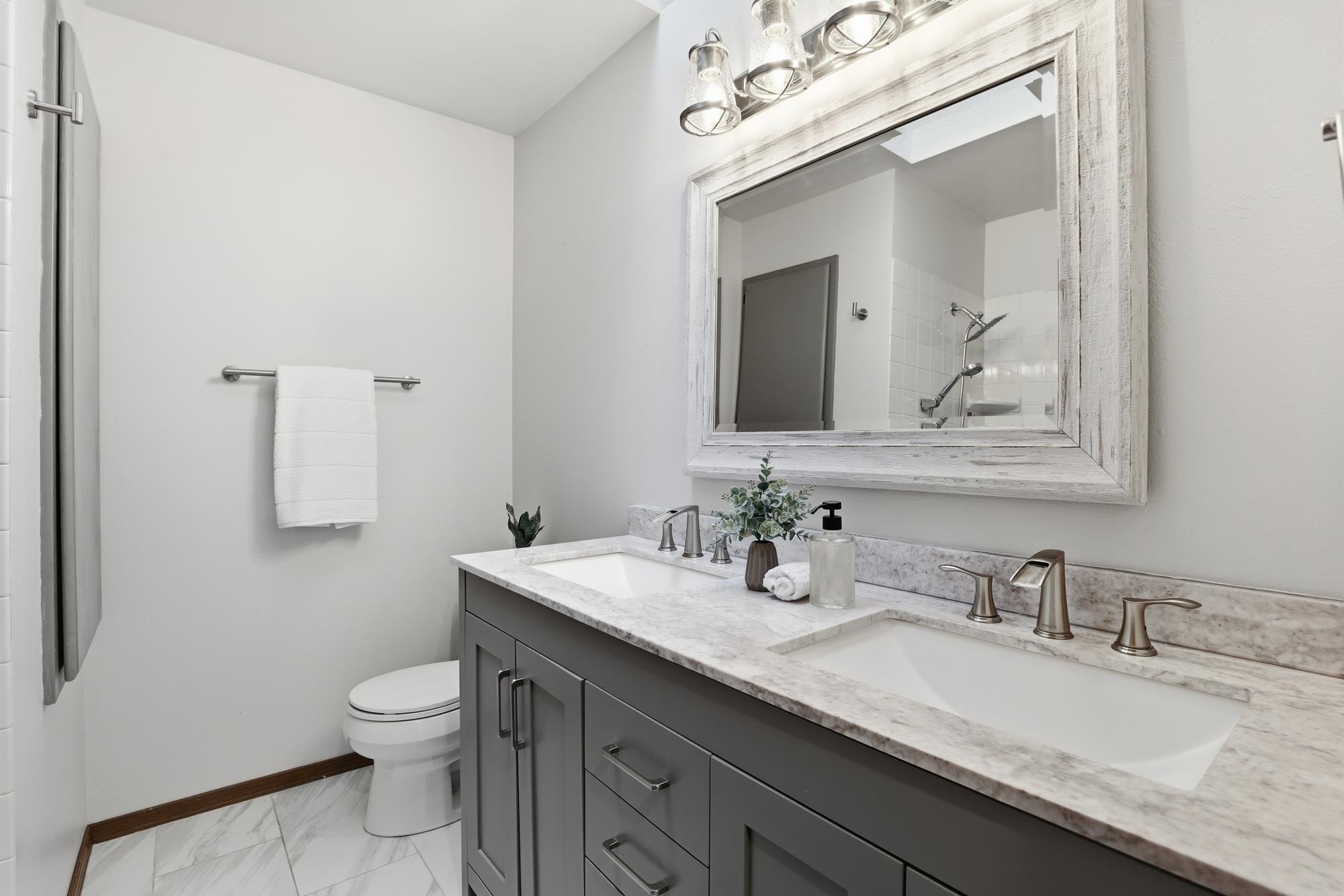 1224 E Blackhawk Dr - Photo 23
