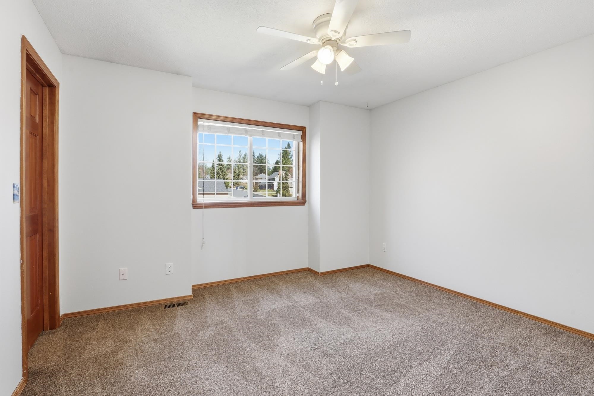 1224 E Blackhawk Dr - Photo 24
