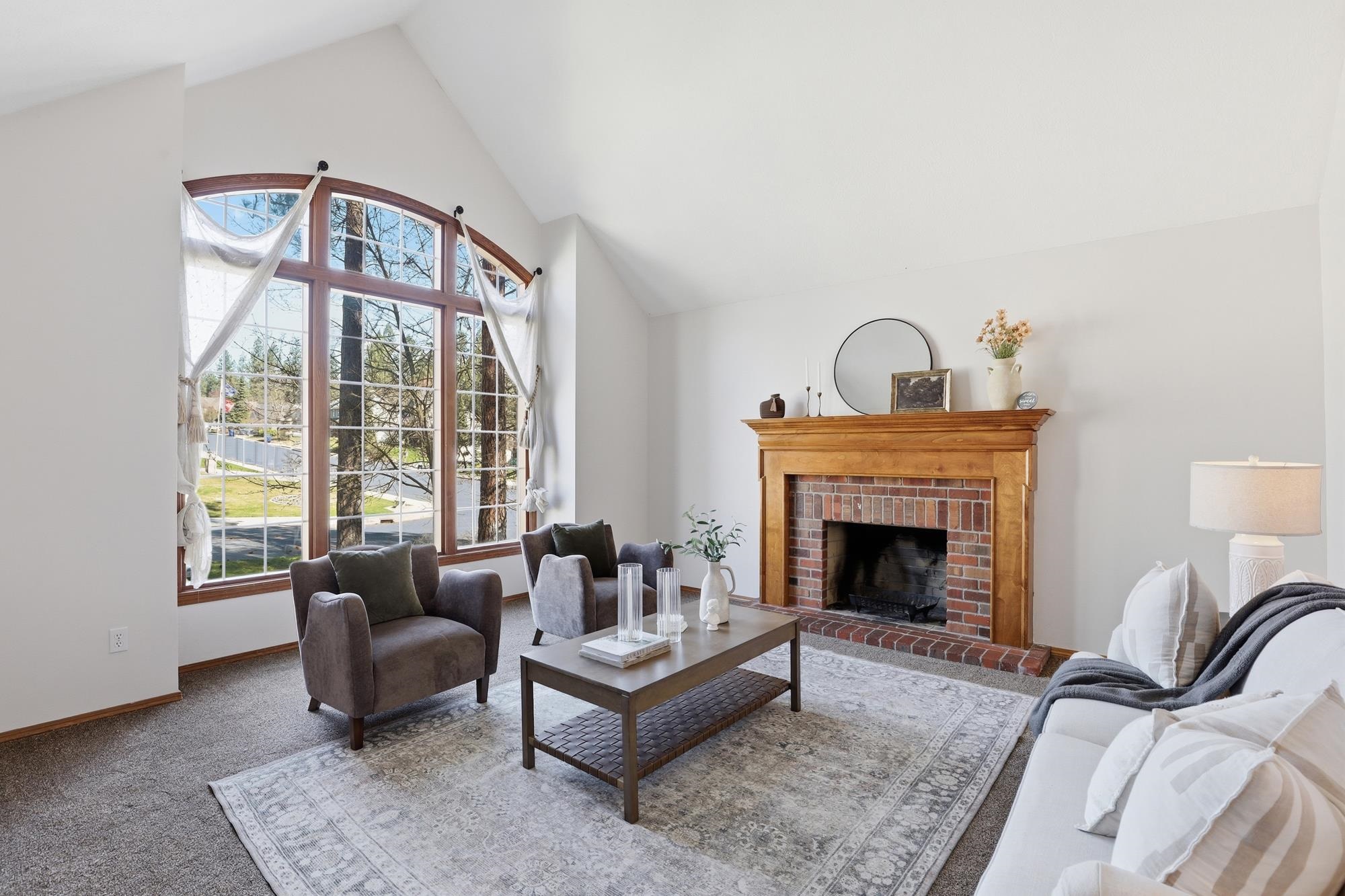 1224 E Blackhawk Dr - Photo 4