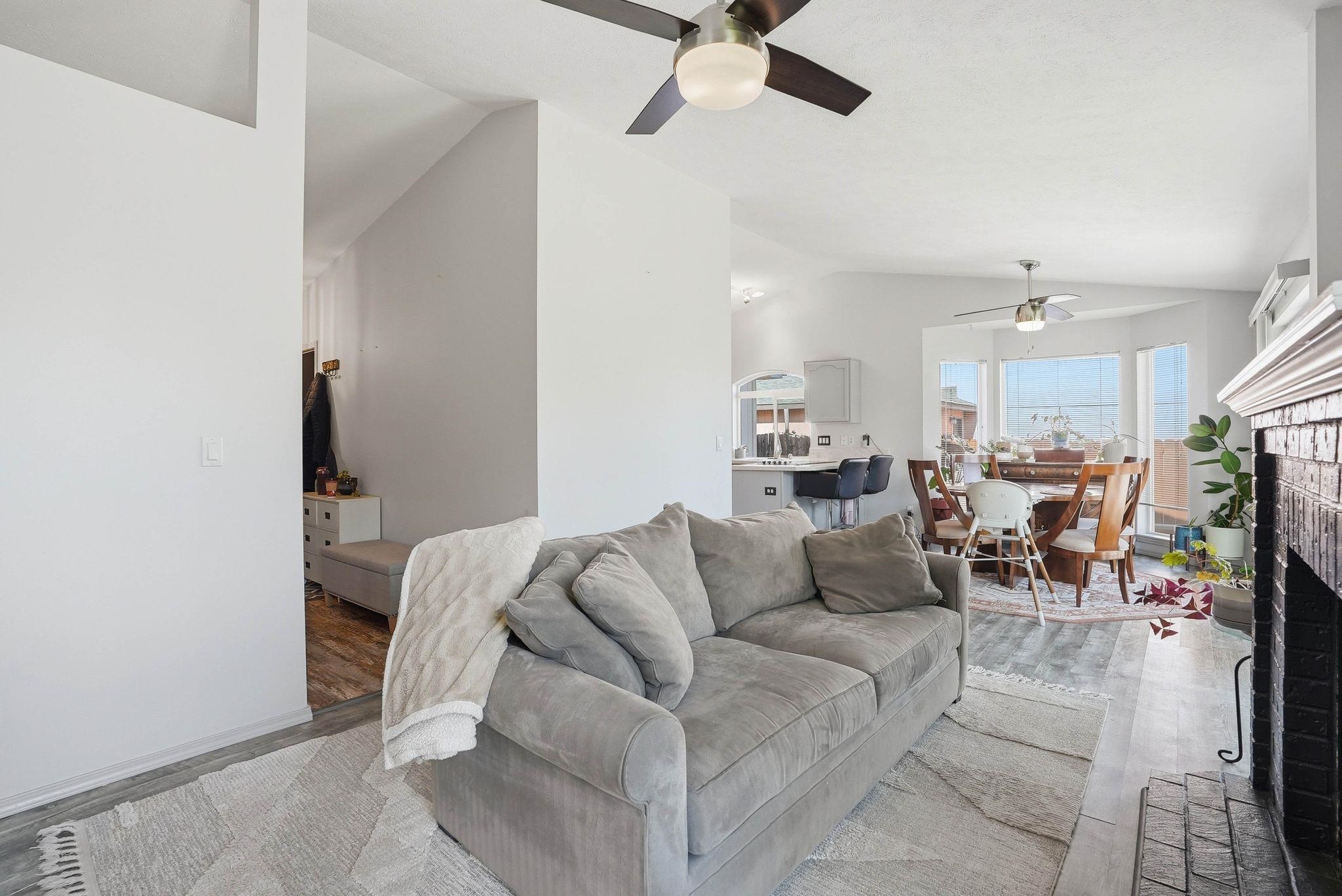1006 N Stanley St - Photo 4