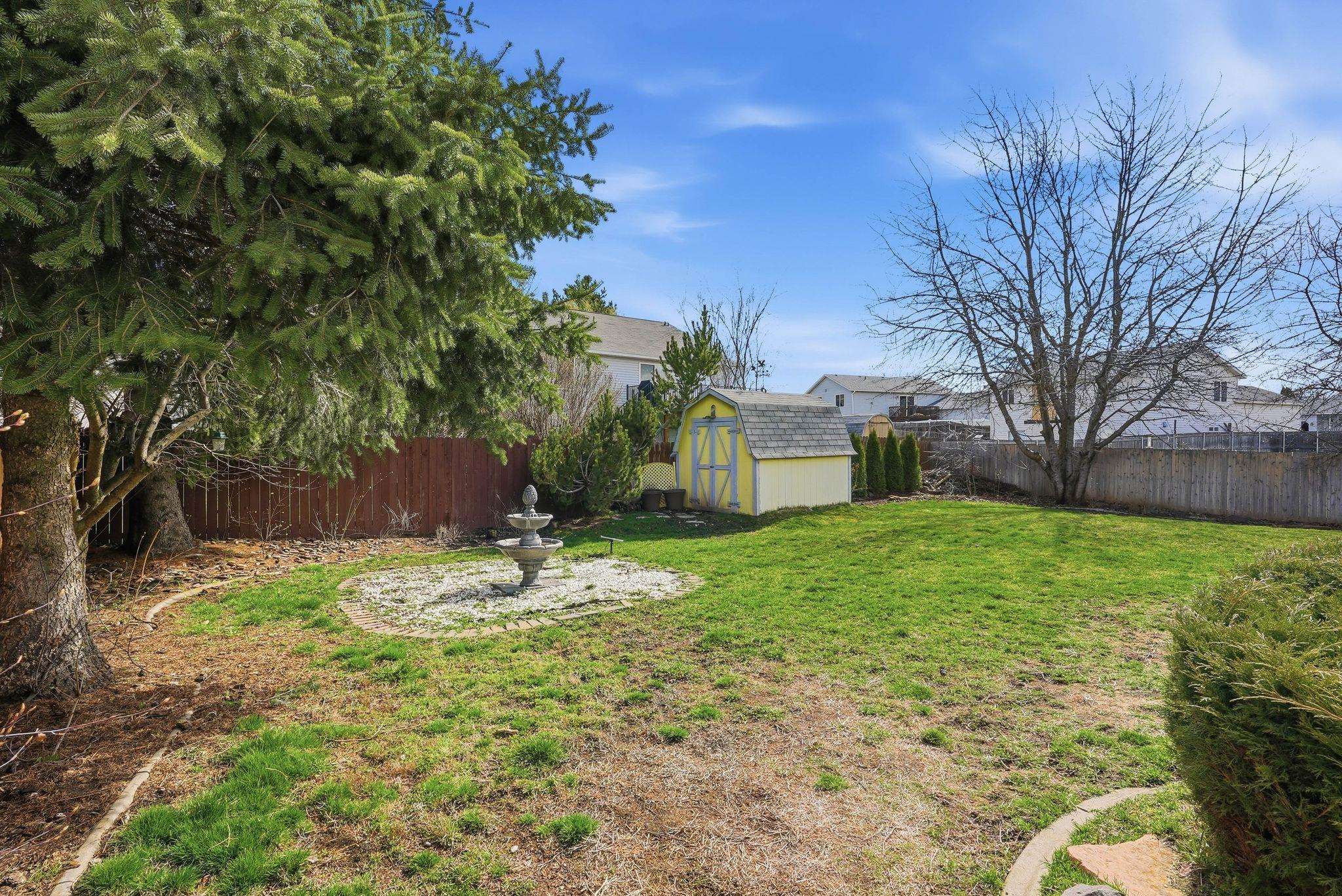 1006 N Stanley St - Photo 36