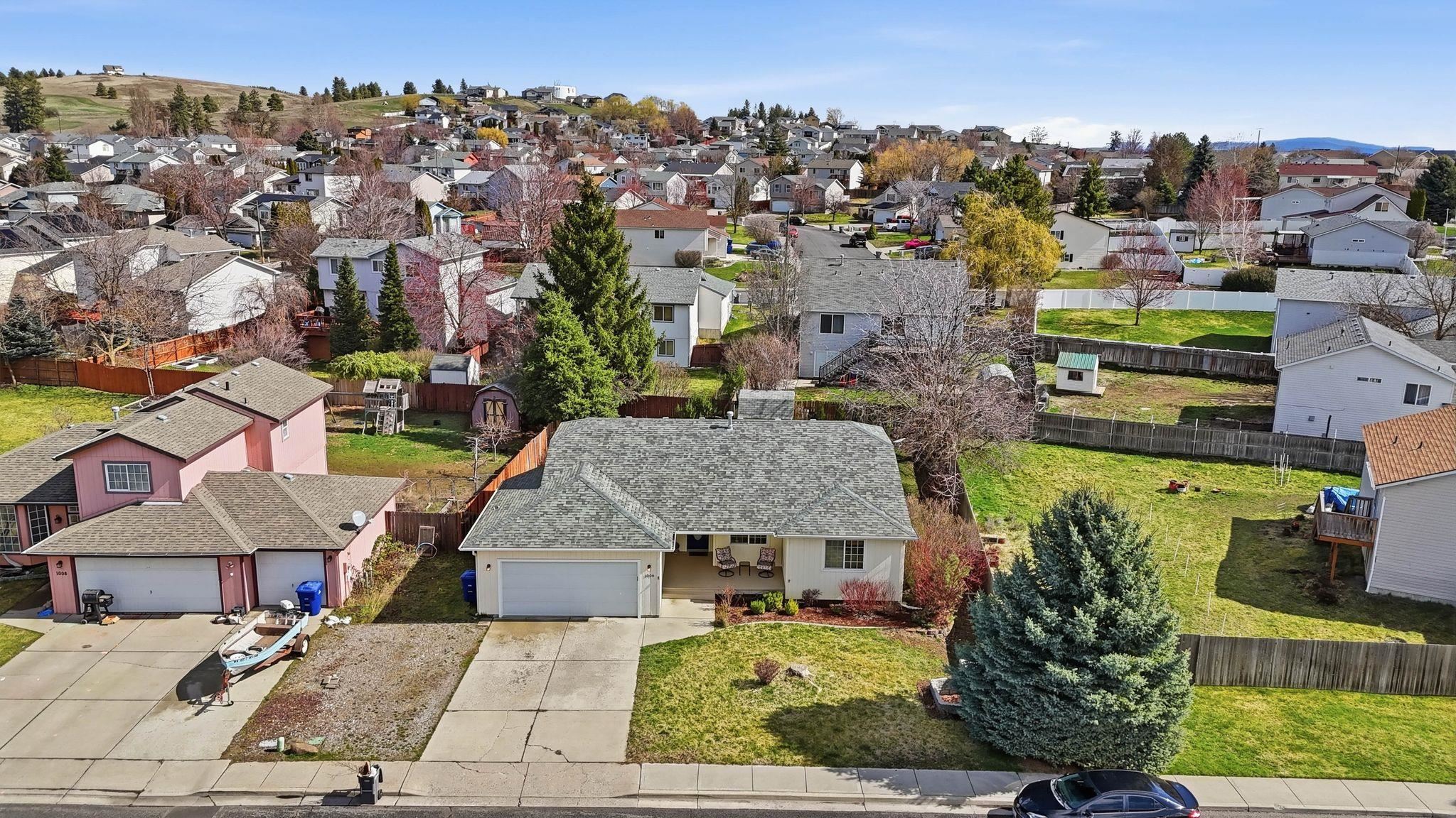1006 N Stanley St - Photo 39