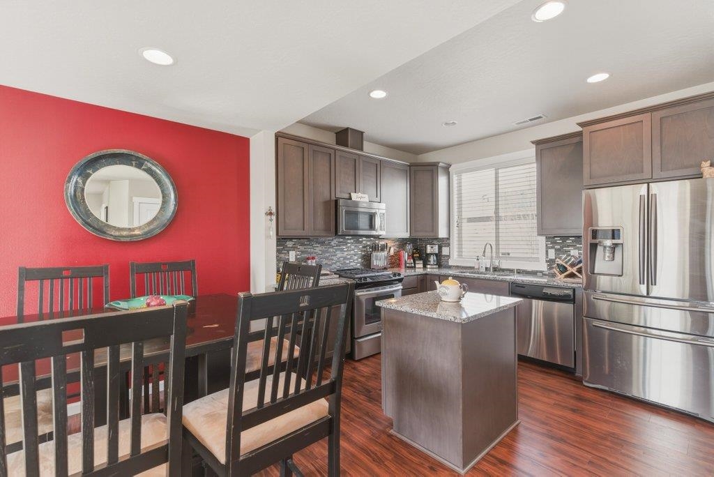 2220 W Summit Pkwy - Photo 14