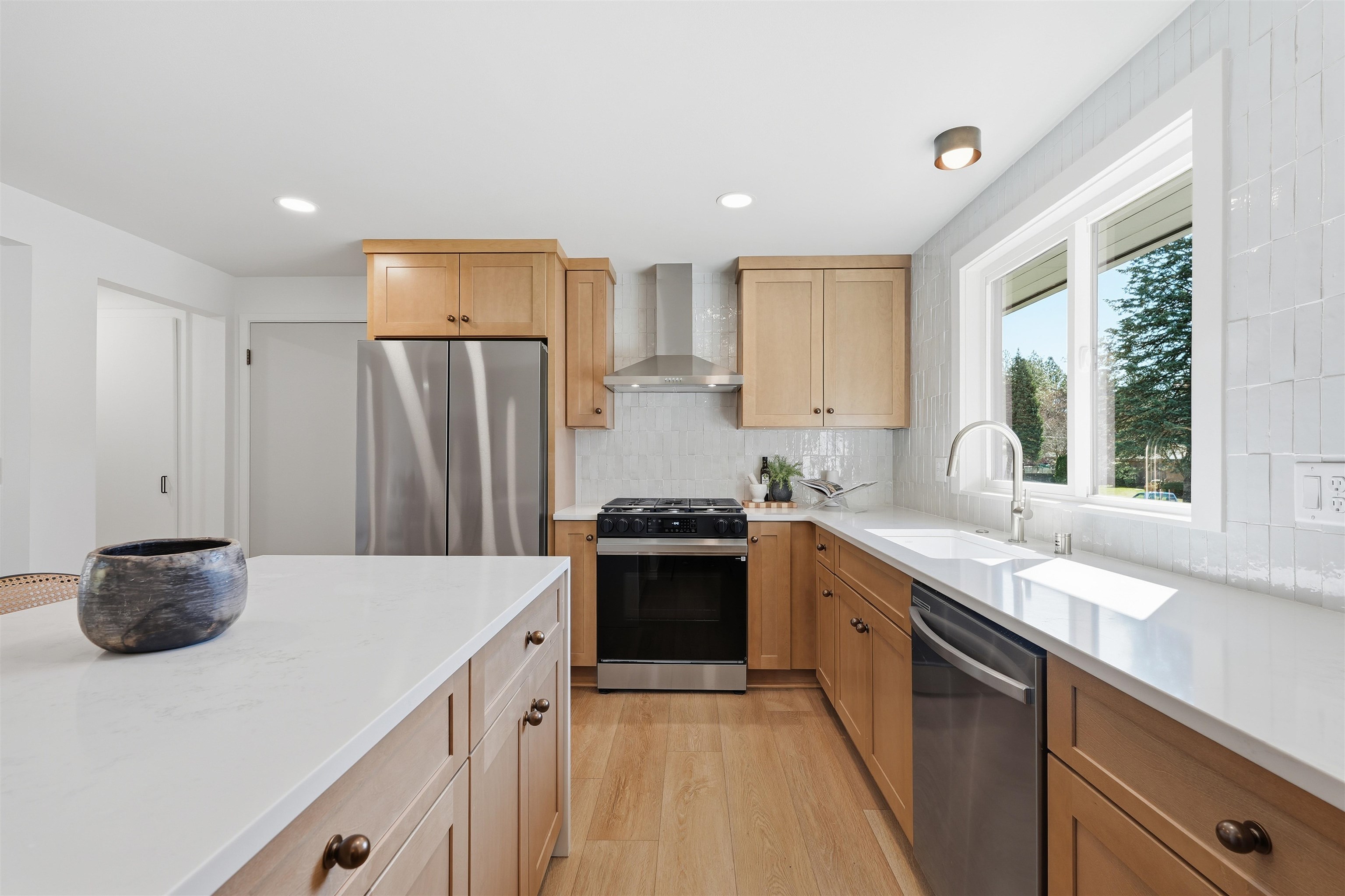 2515 E 38th Ave - Photo 3