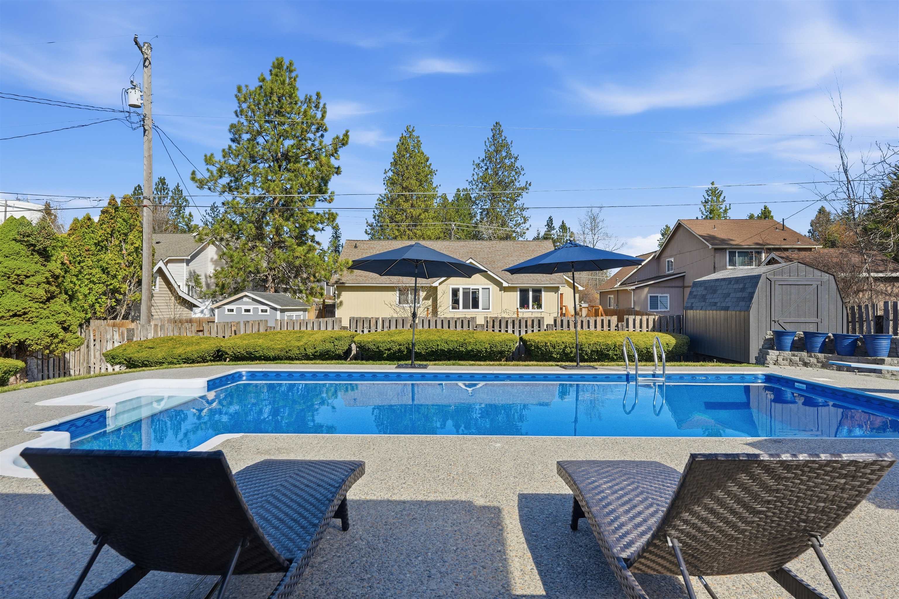 2515 E 38th Ave - Photo 24