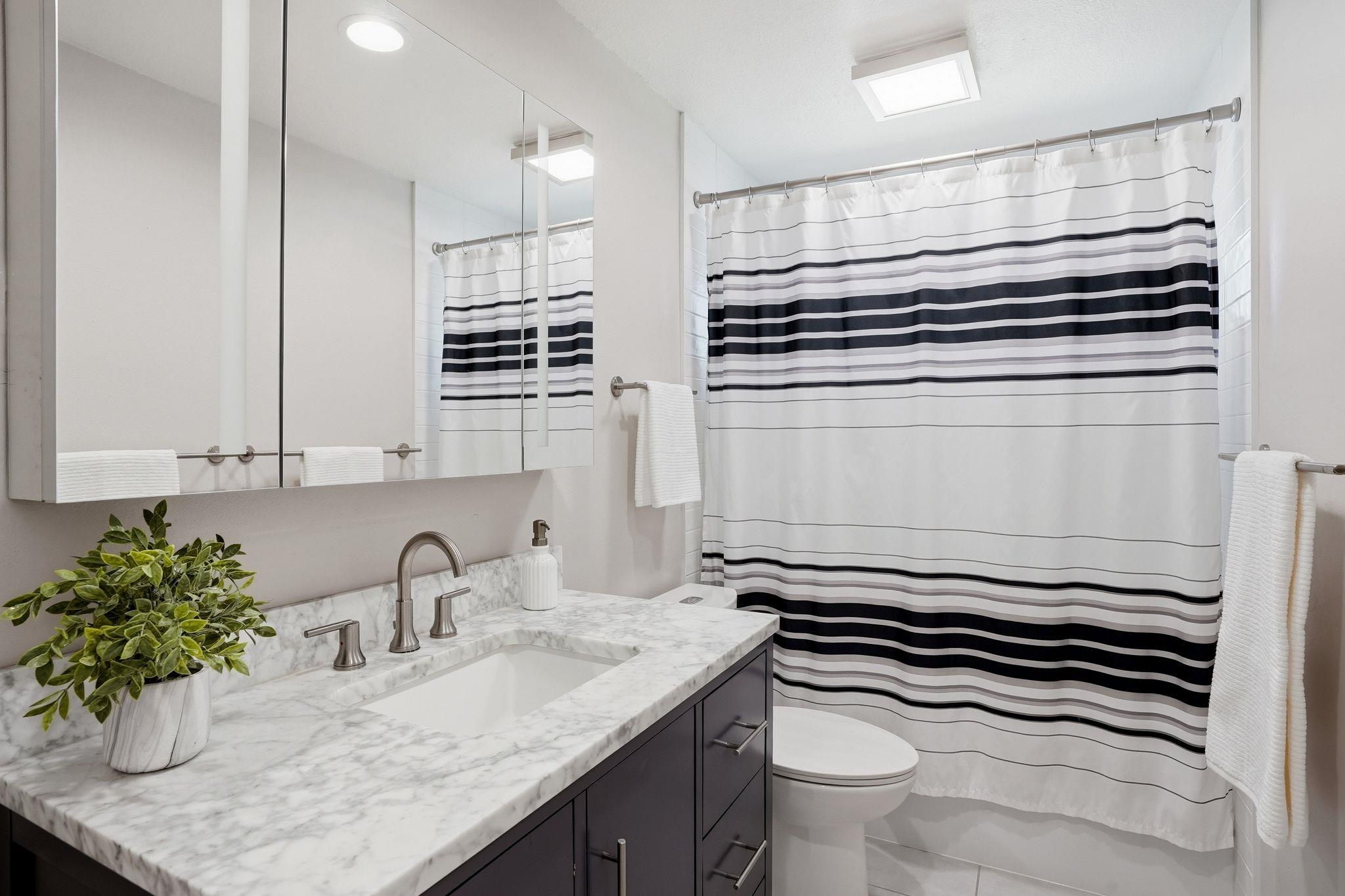 1227 E 36th Ave - Photo 17