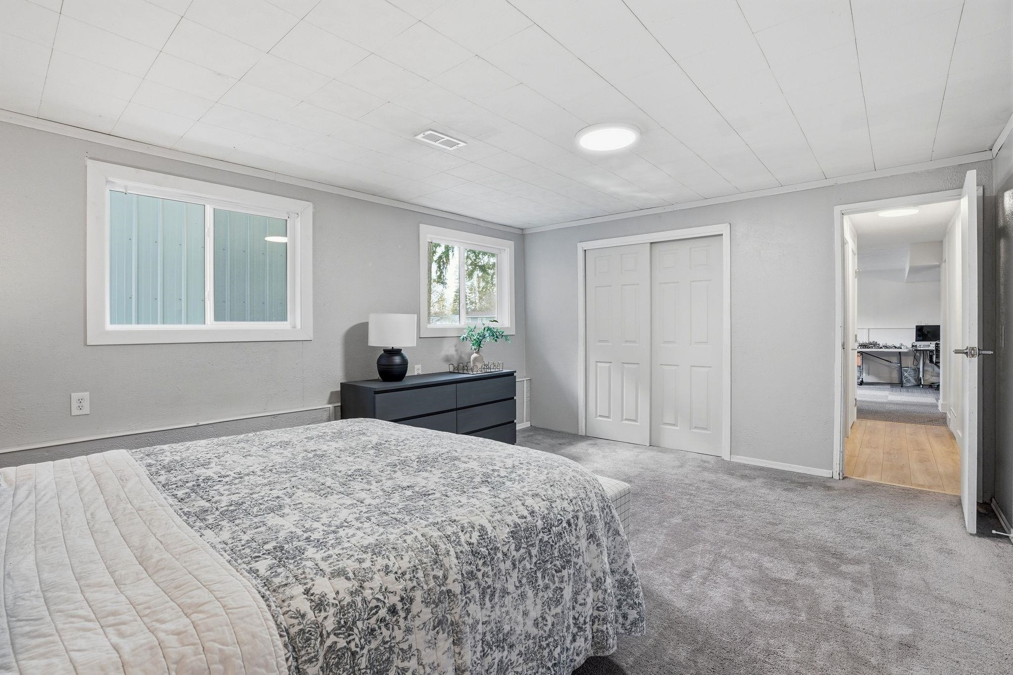 1227 E 36th Ave - Photo 24