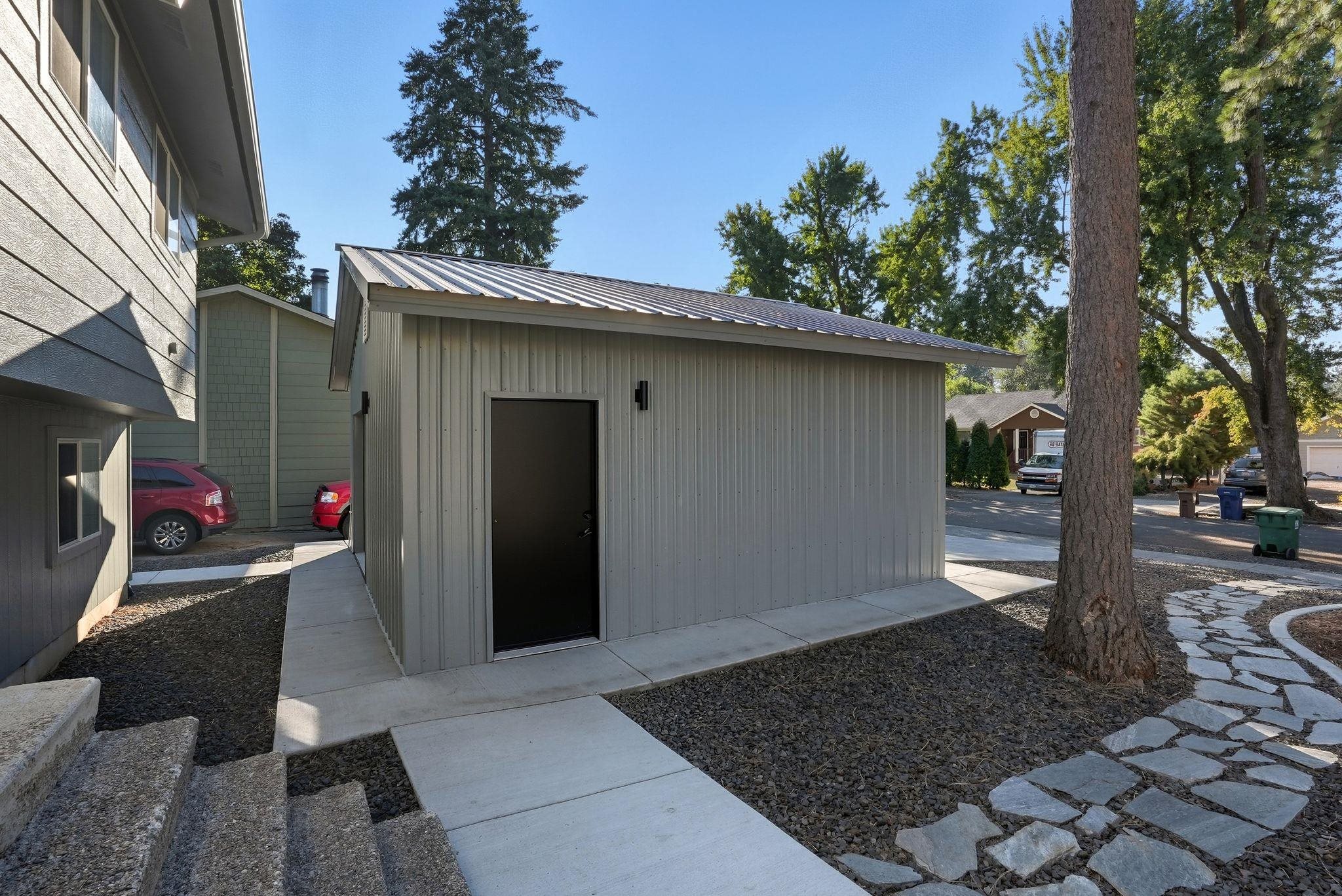1227 E 36th Ave - Photo 40