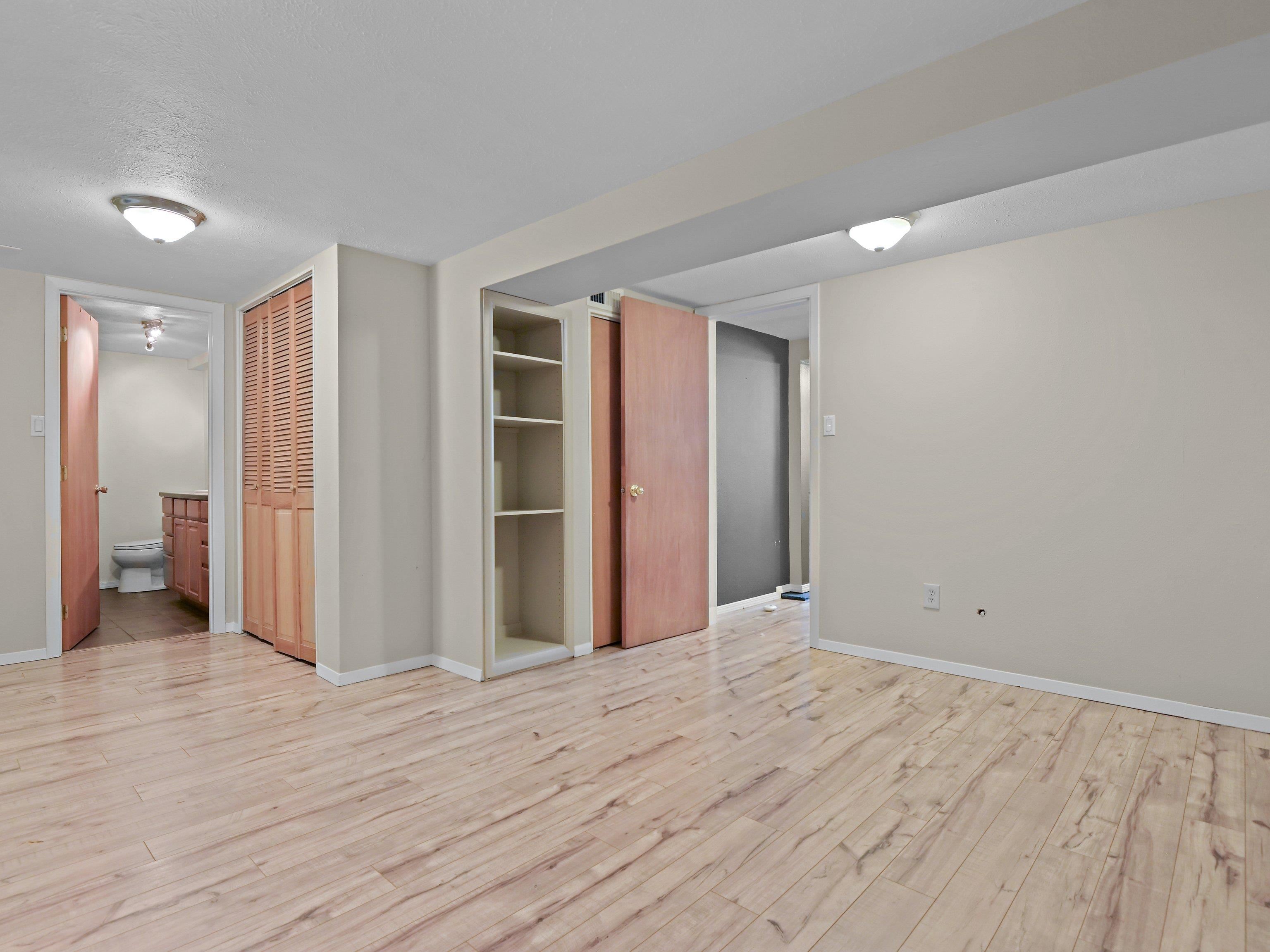 1307 W Kiernan Ave - Photo 19