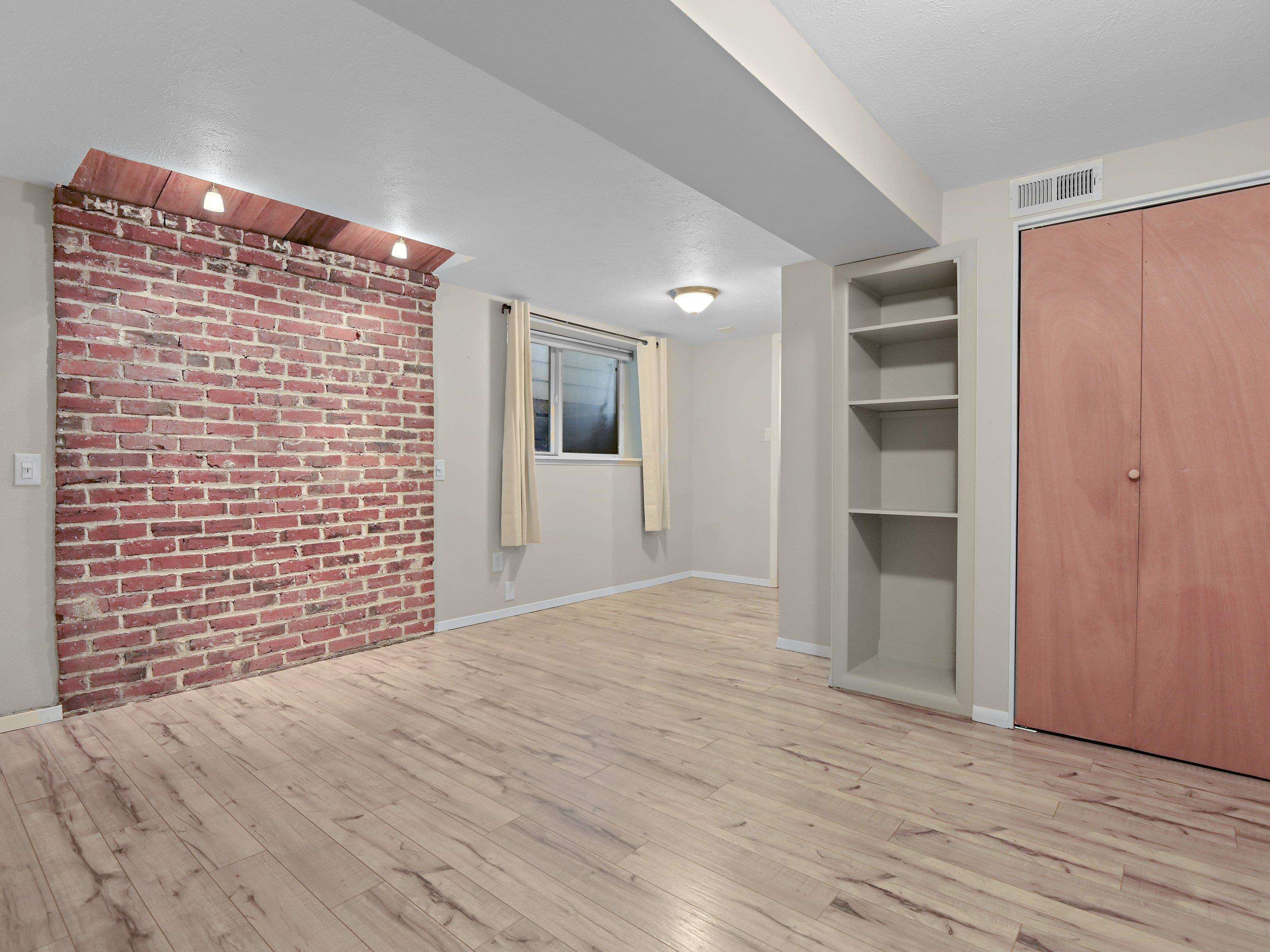 1307 W Kiernan Ave - Photo 20