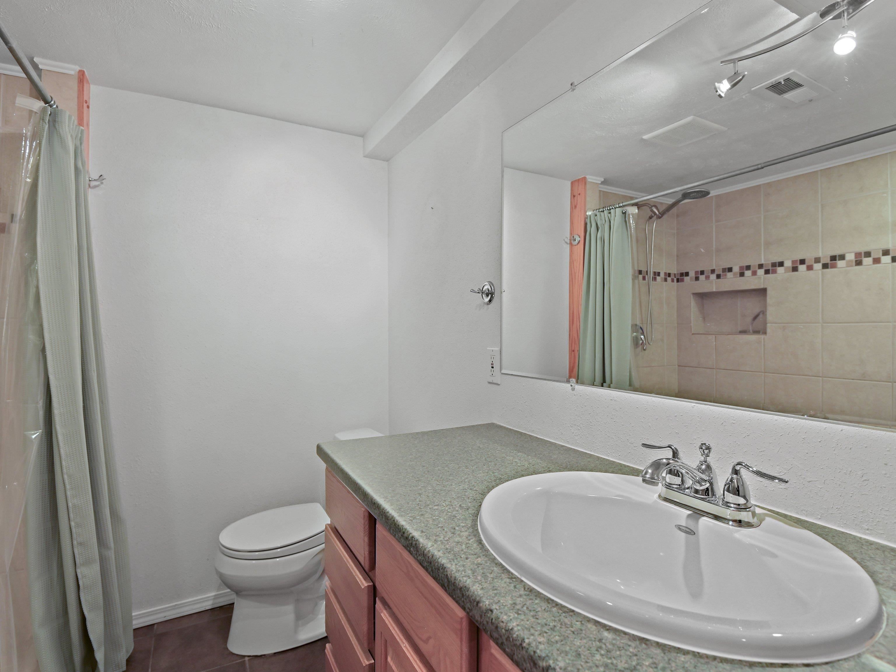 1307 W Kiernan Ave - Photo 21