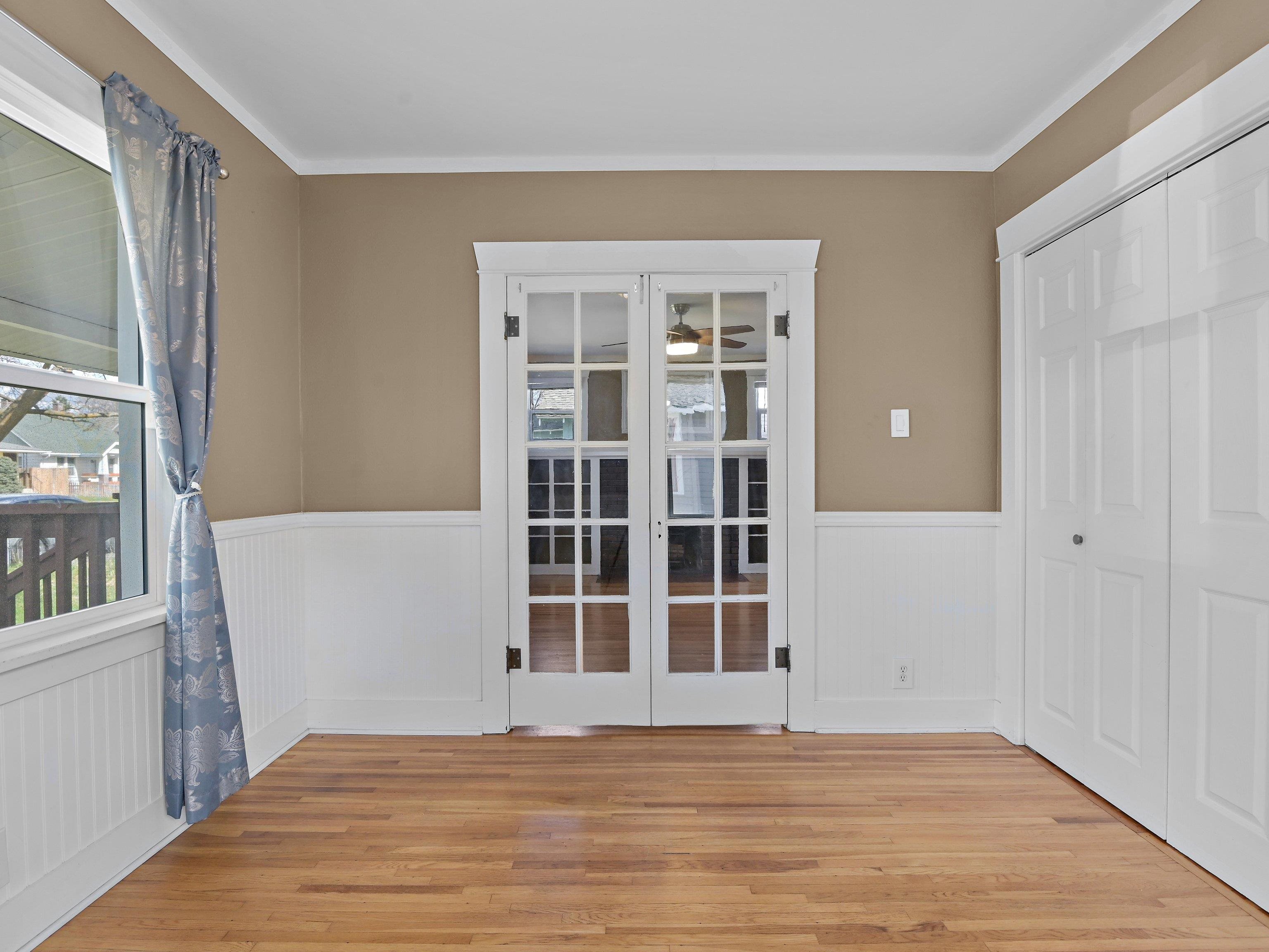 1307 W Kiernan Ave - Photo 8