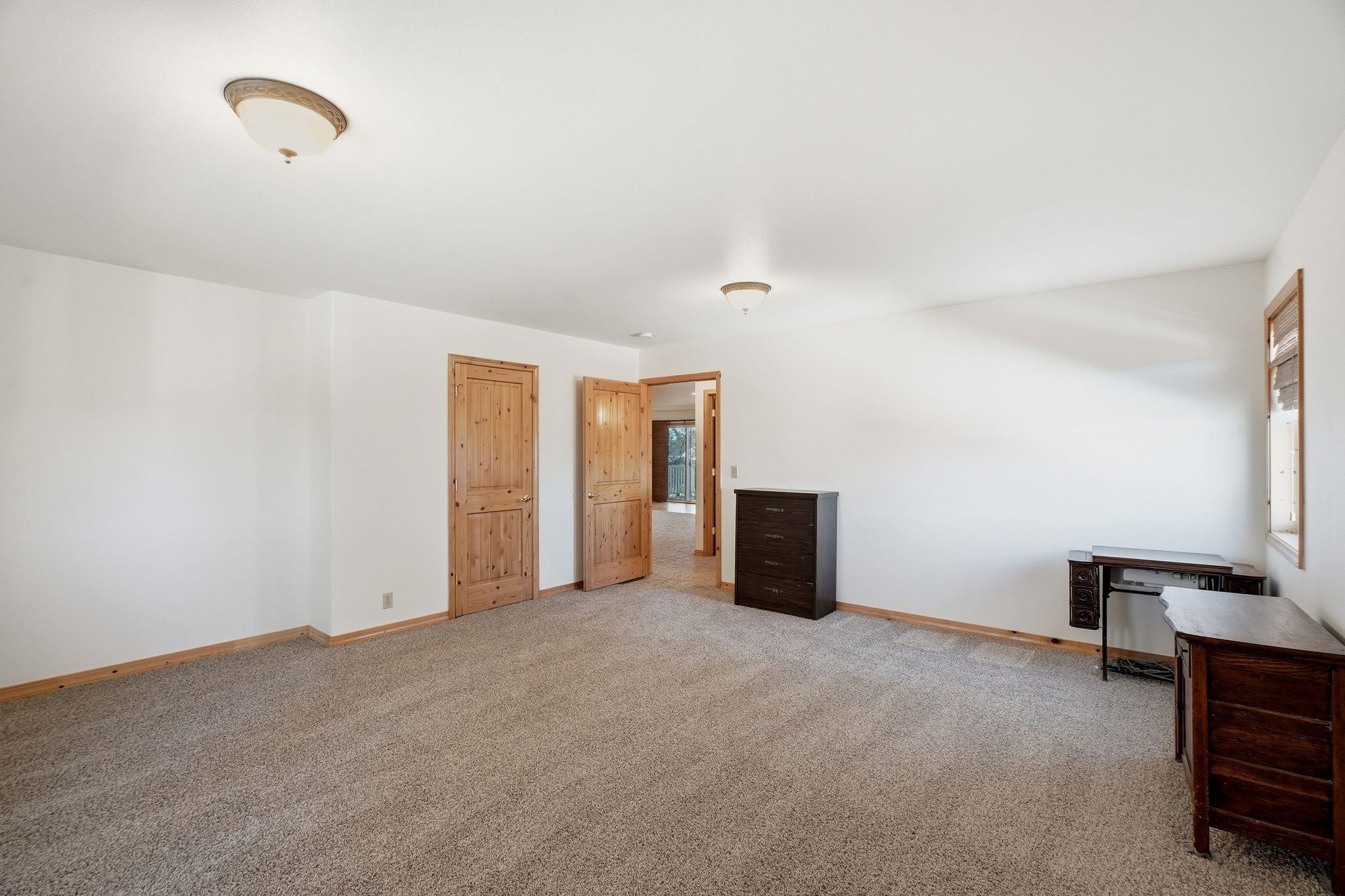 717 W Antler Rd - Photo 32