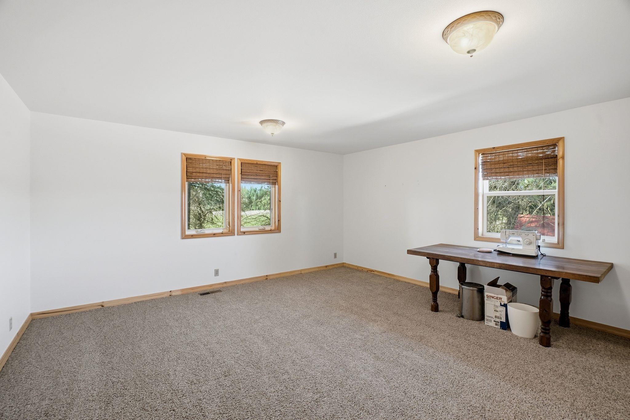 717 W Antler Rd - Photo 34
