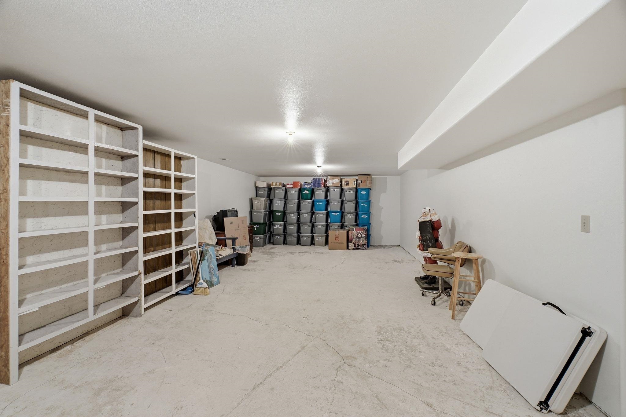 717 W Antler Rd - Photo 36