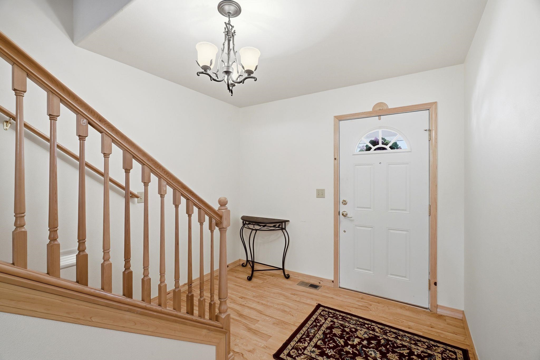 717 W Antler Rd - Photo 5