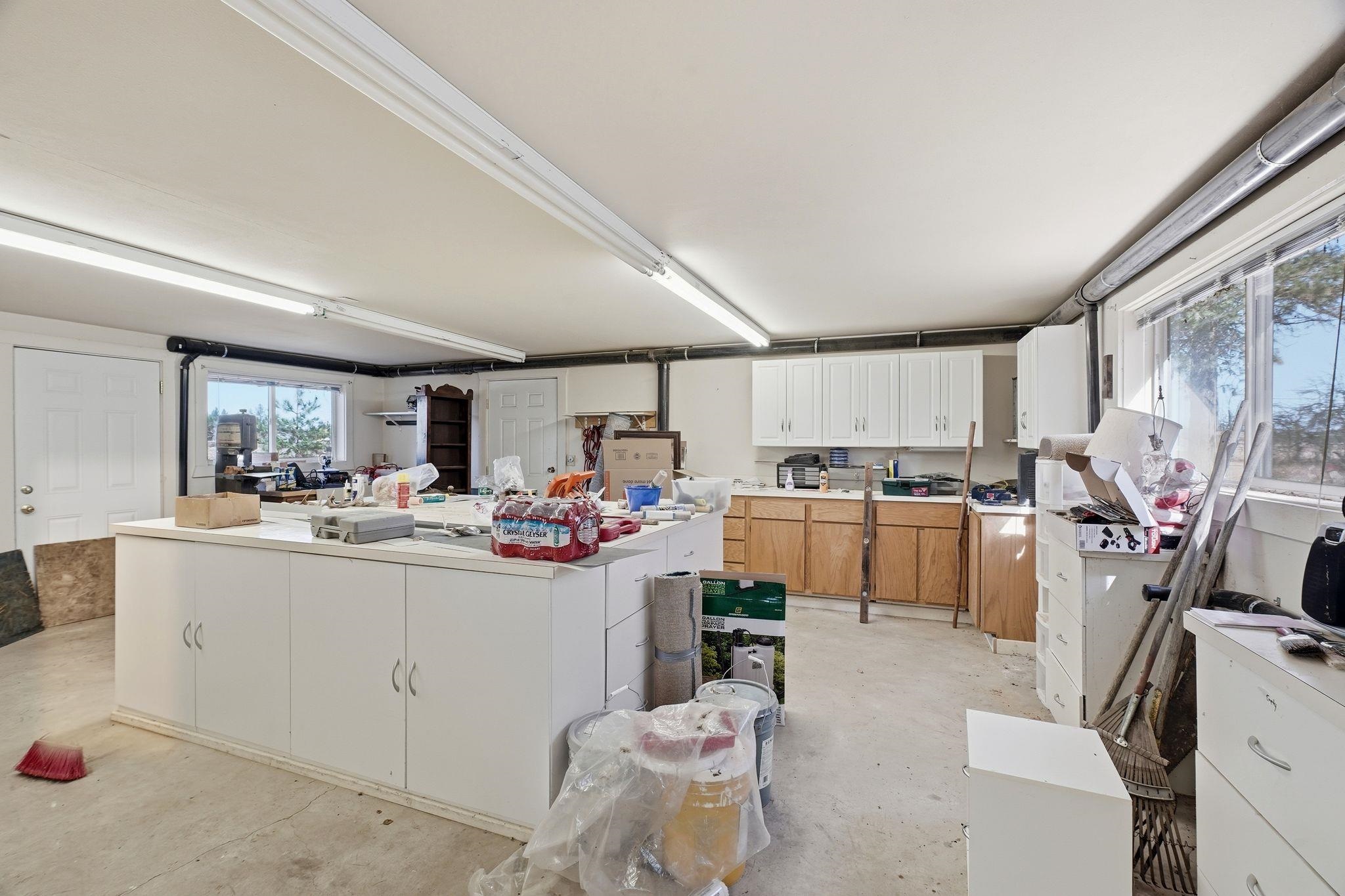 717 W Antler Rd - Photo 42
