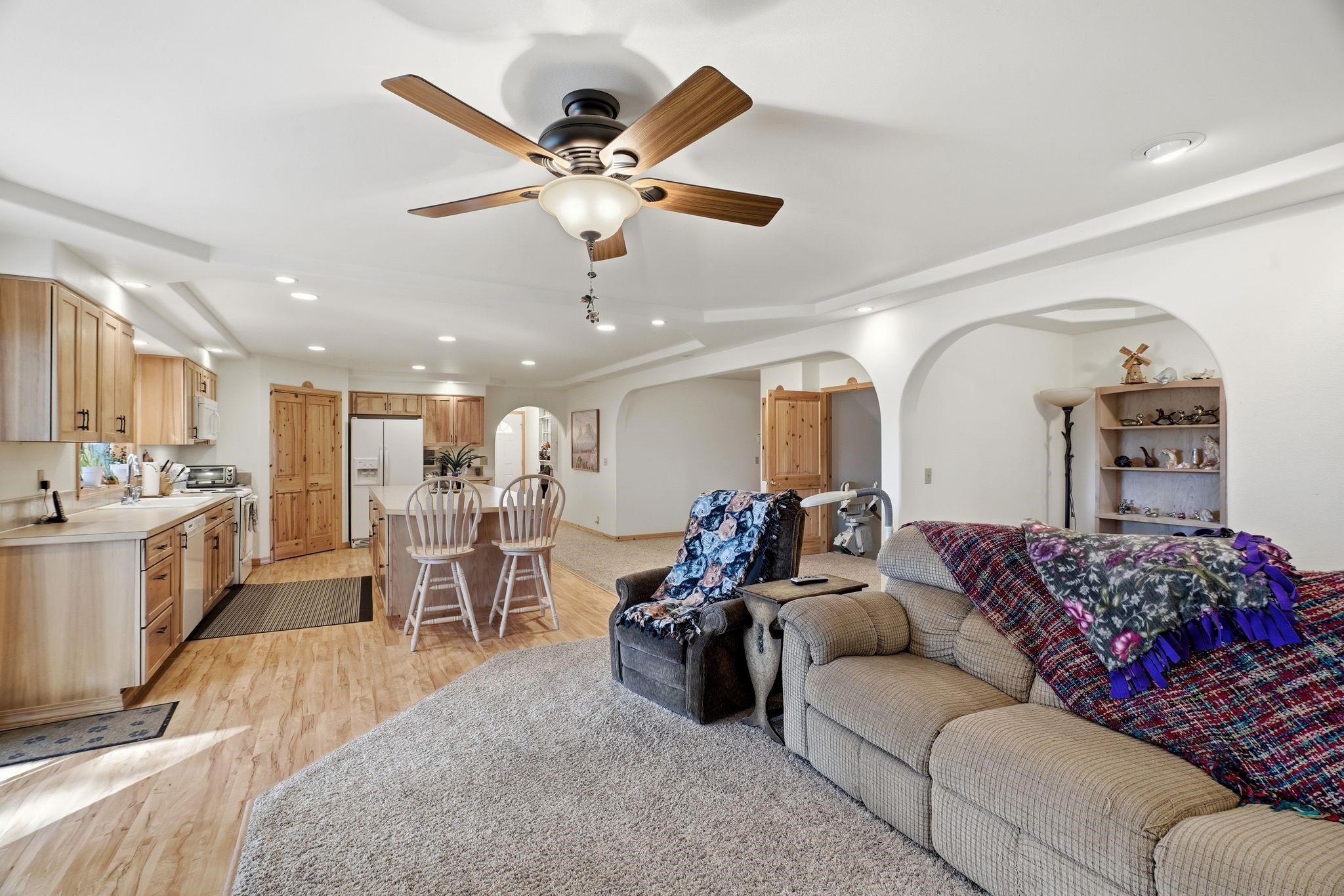 717 W Antler Rd - Photo 8