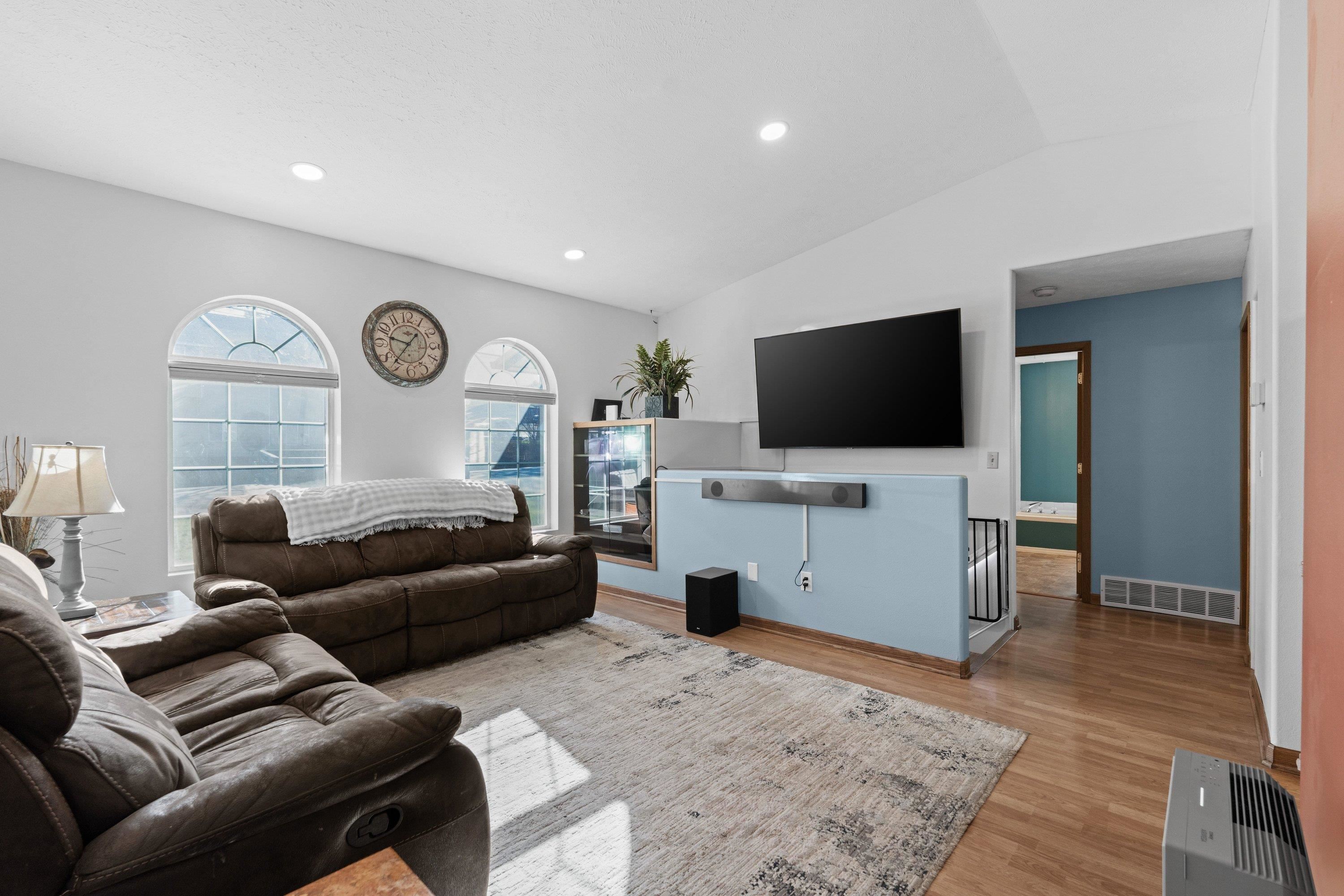 1208 S Havana St - Photo 3