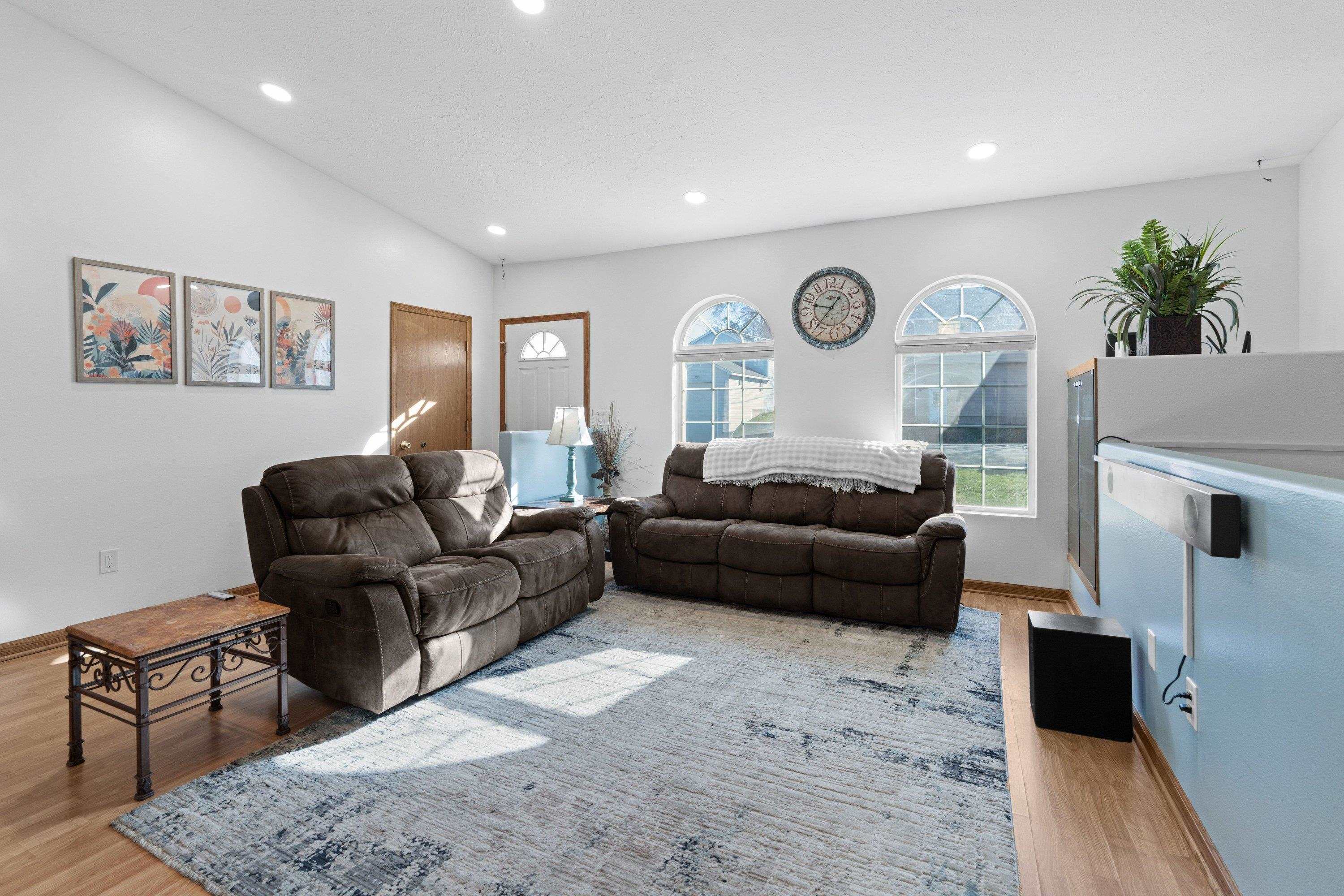 1208 S Havana St - Photo 4