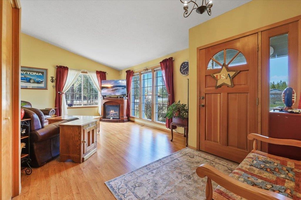 4312 E SINGLETREE Ave - Photo 2