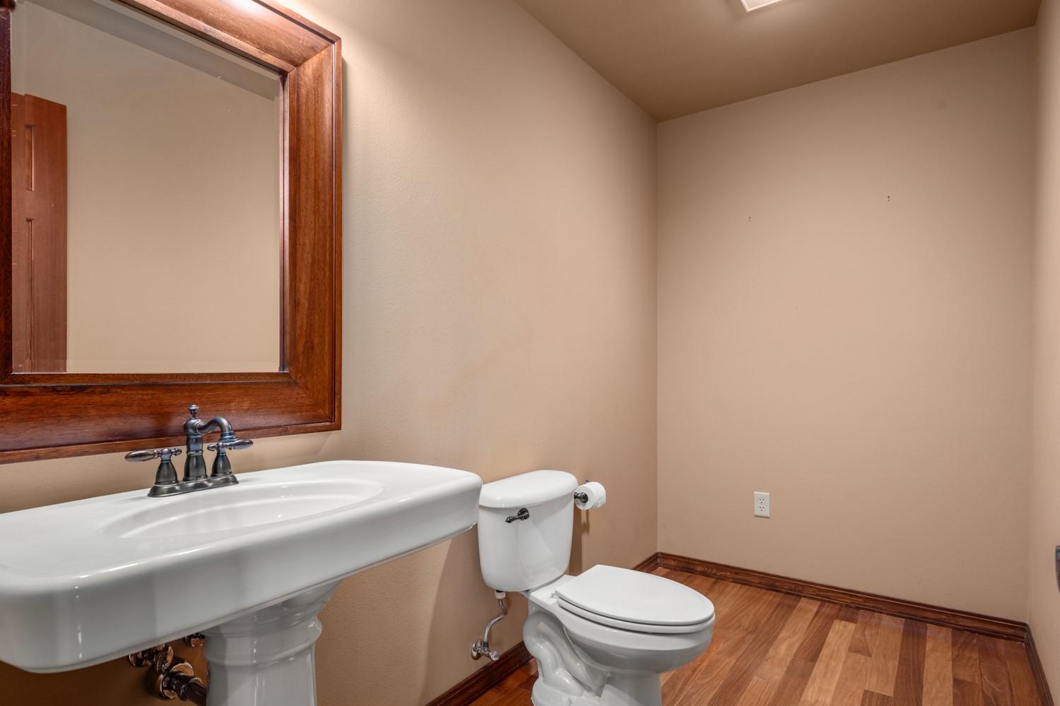 1610 E Eagle Feather Ln - Photo 32