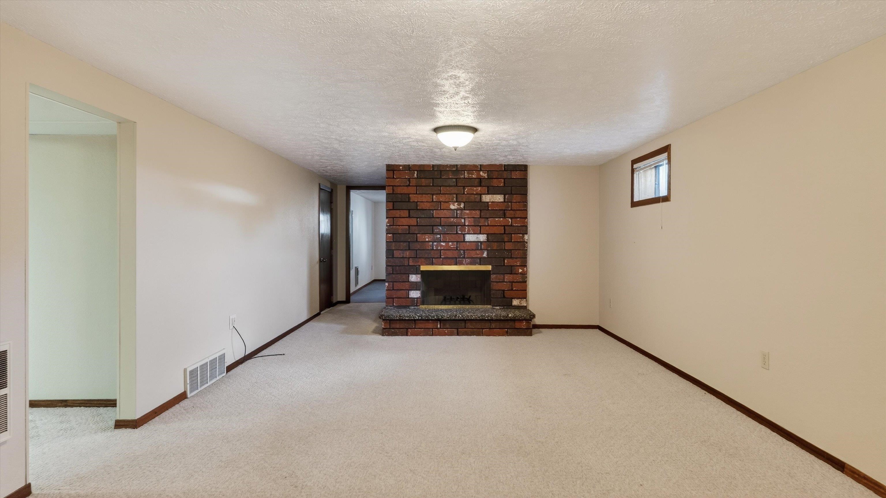 5923 W Tepee Ct - Photo 16