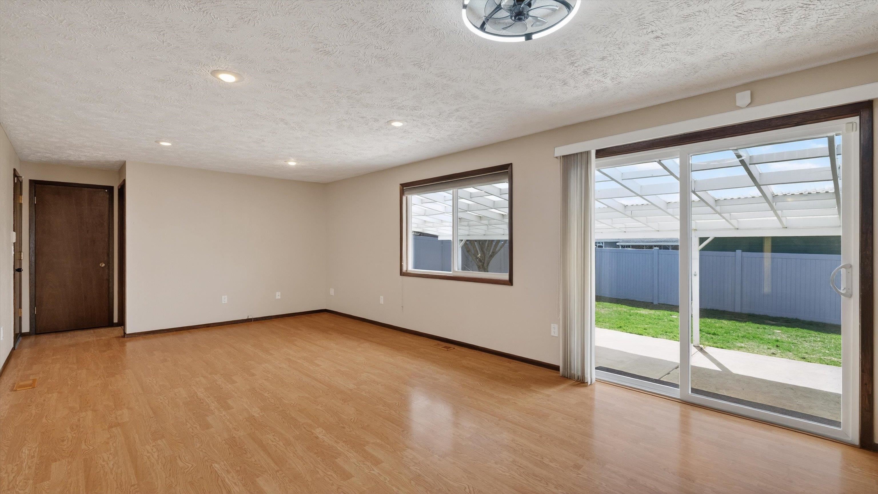 5923 W Tepee Ct - Photo 7