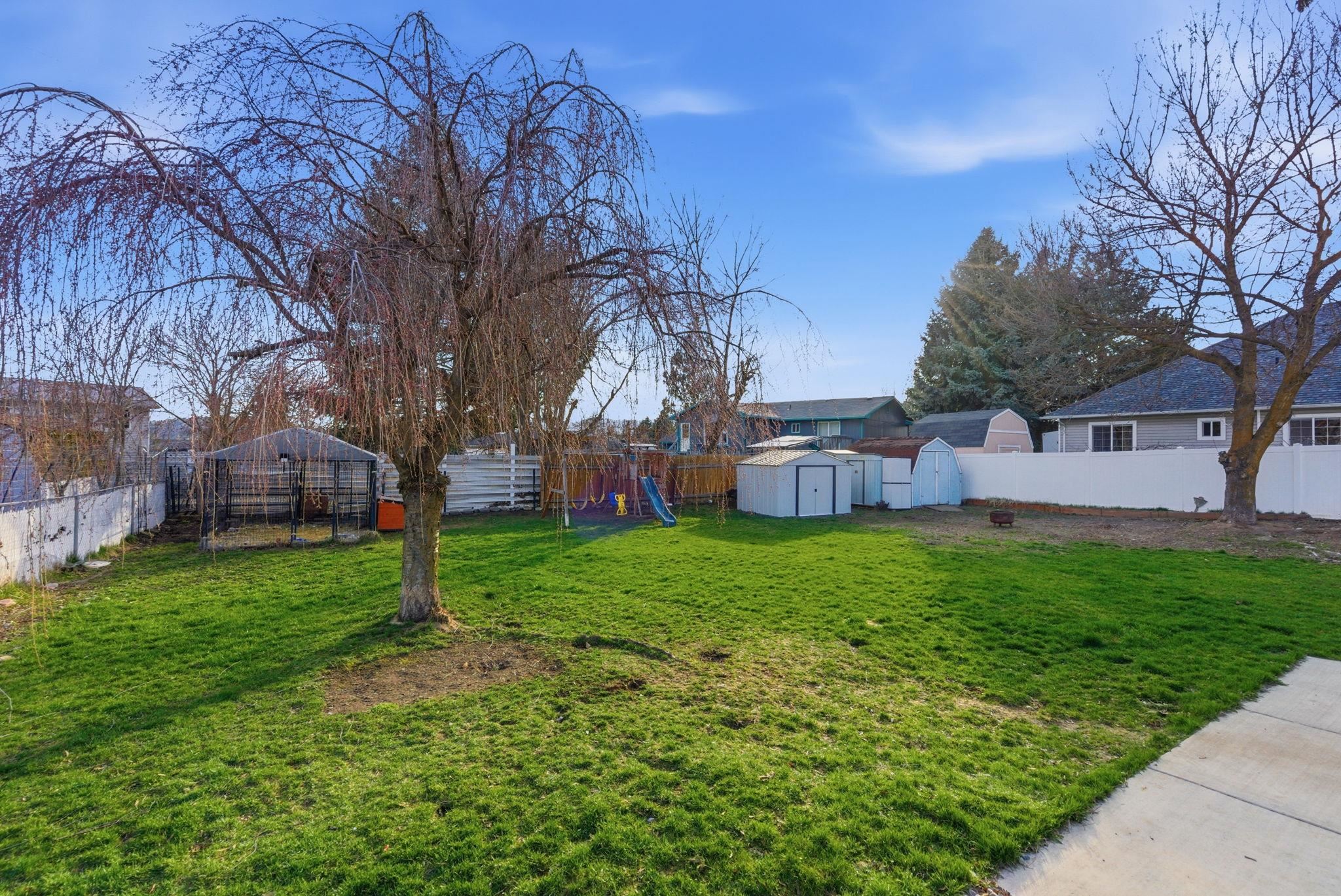 14310 E 23rd Ave - Photo 38