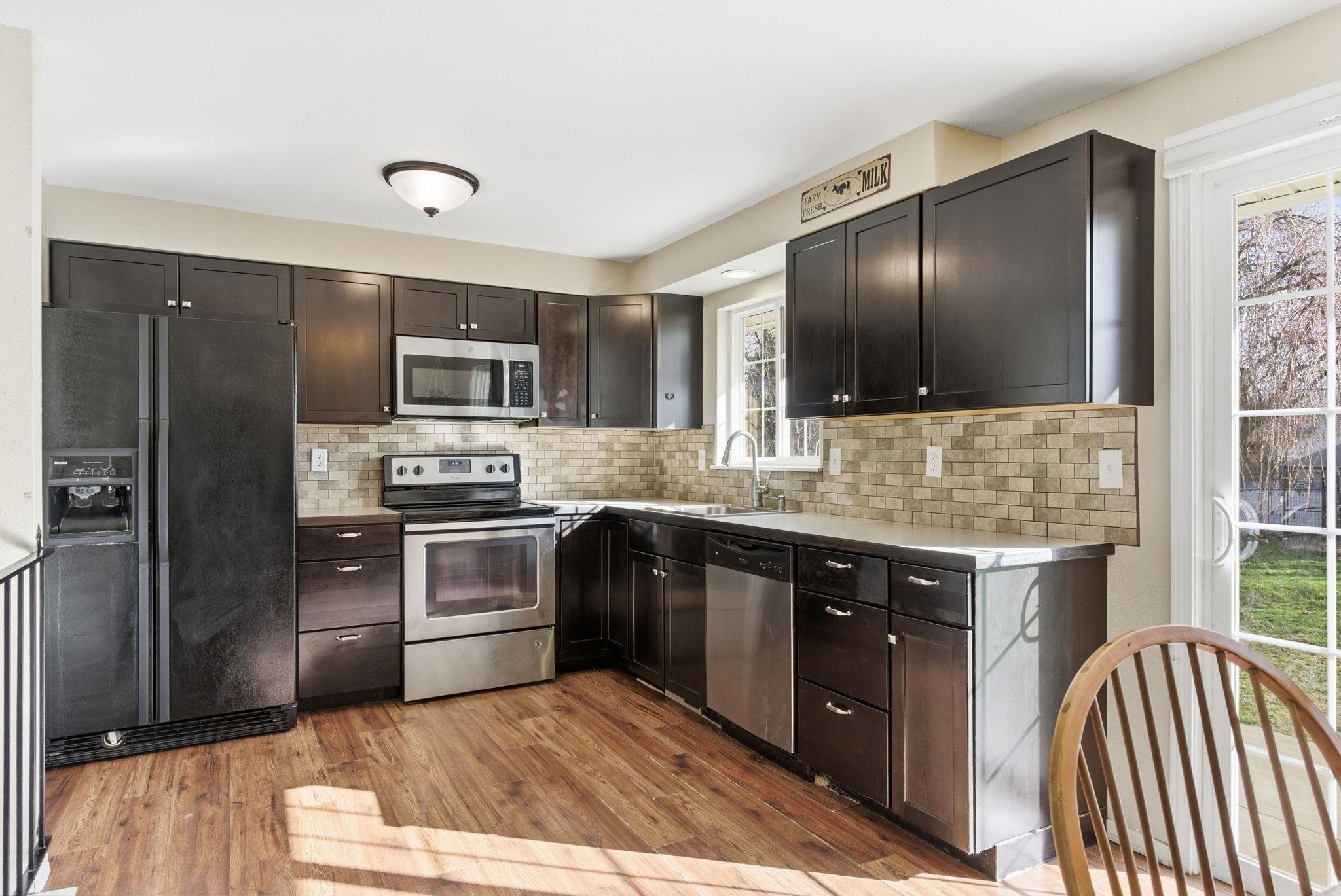 14310 E 23rd Ave - Photo 7