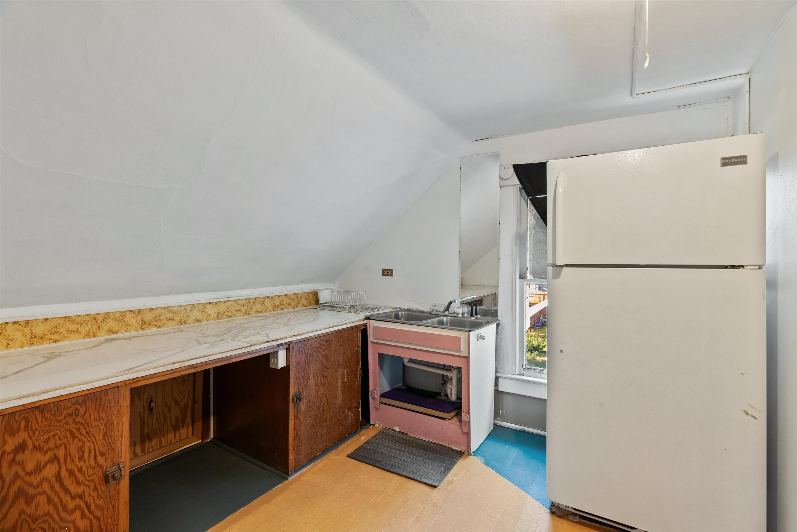 618 E Broad Ave - Photo 22