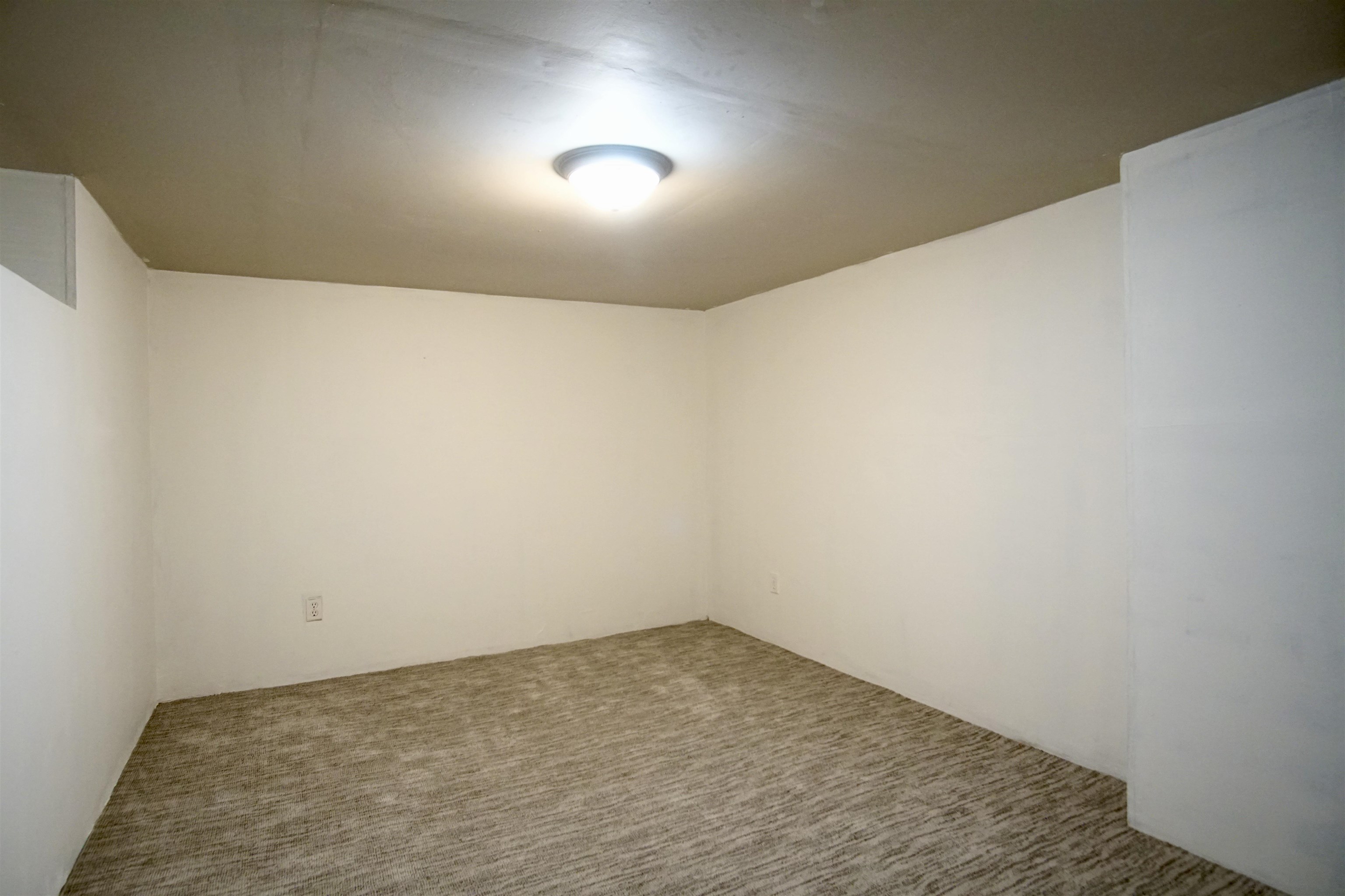 618 E Broad Ave - Photo 32