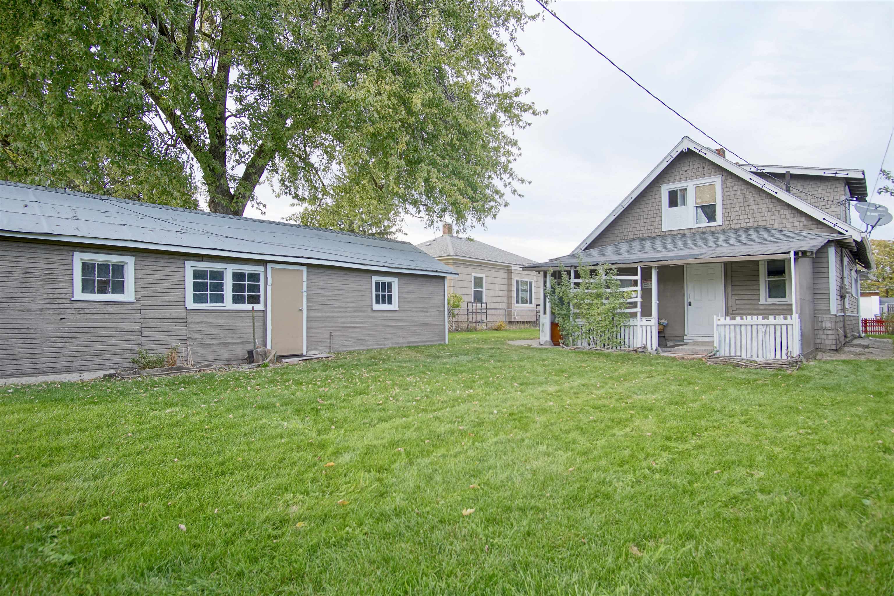 618 E Broad Ave - Photo 36