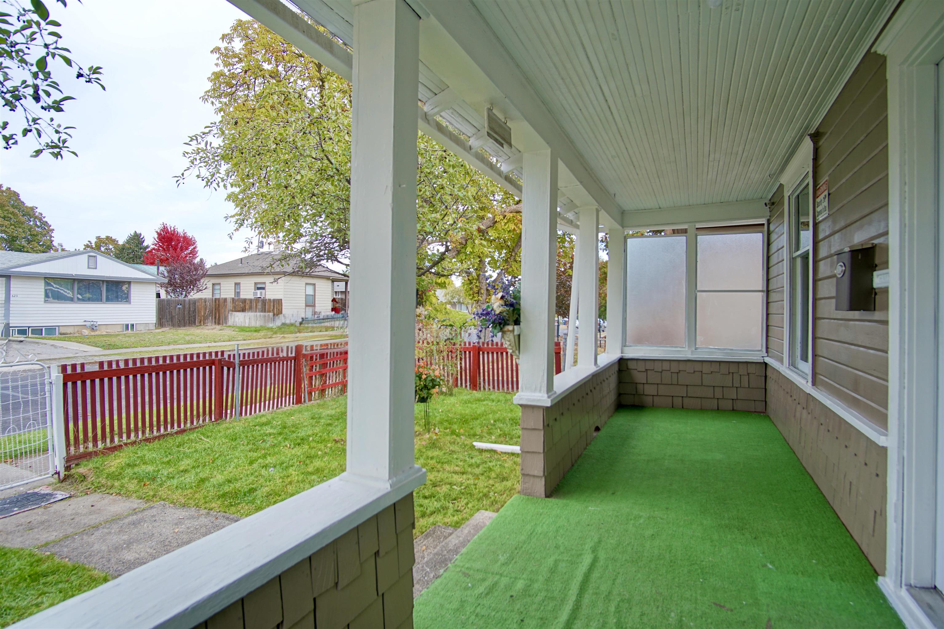 618 E Broad Ave - Photo 6