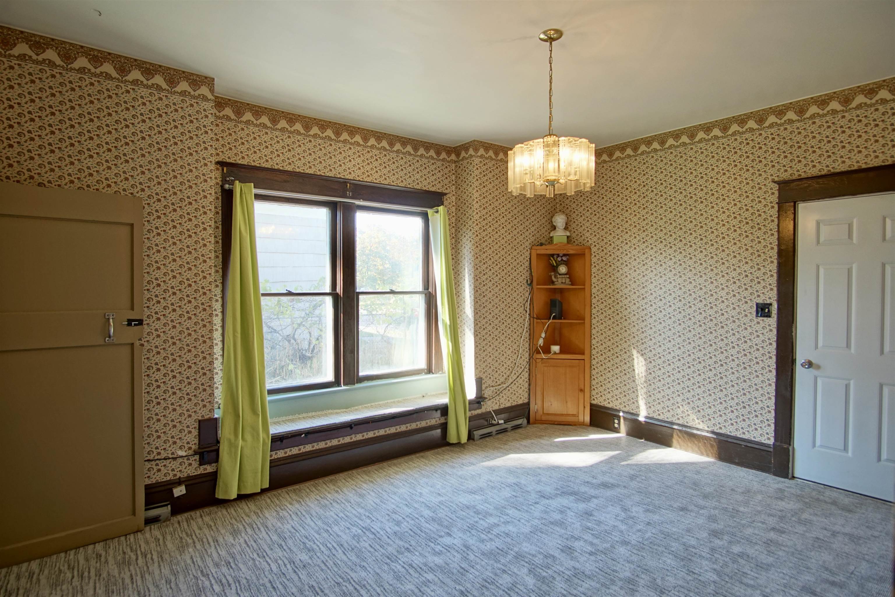 618 E Broad Ave - Photo 8